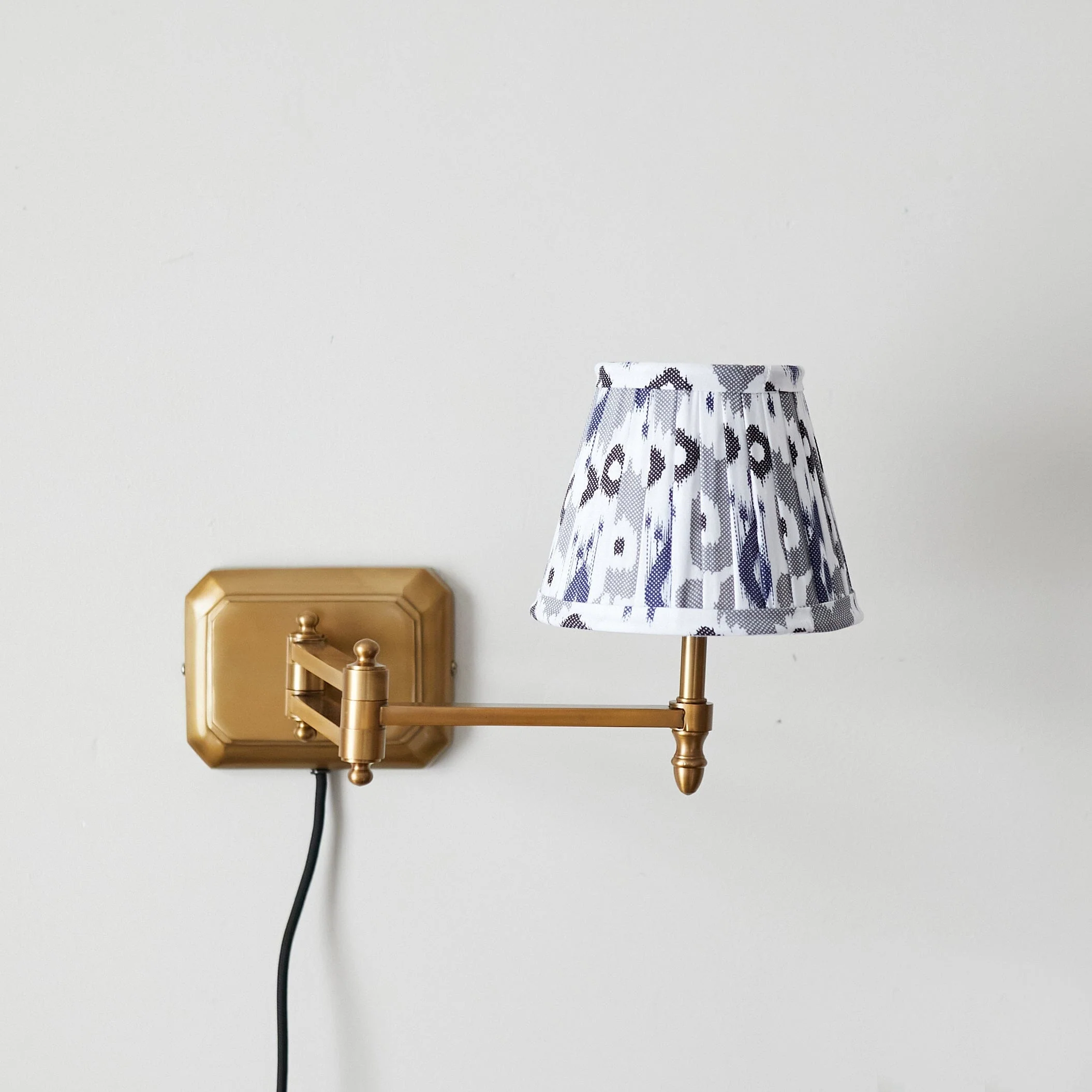 Lorne Extendable Brass Wall Light- Various Finishes - Image 9