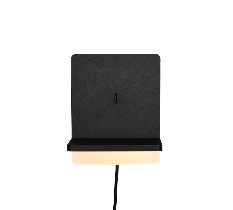 Fairfield Wireless & USB Charger Light - Matt Black - Image 4