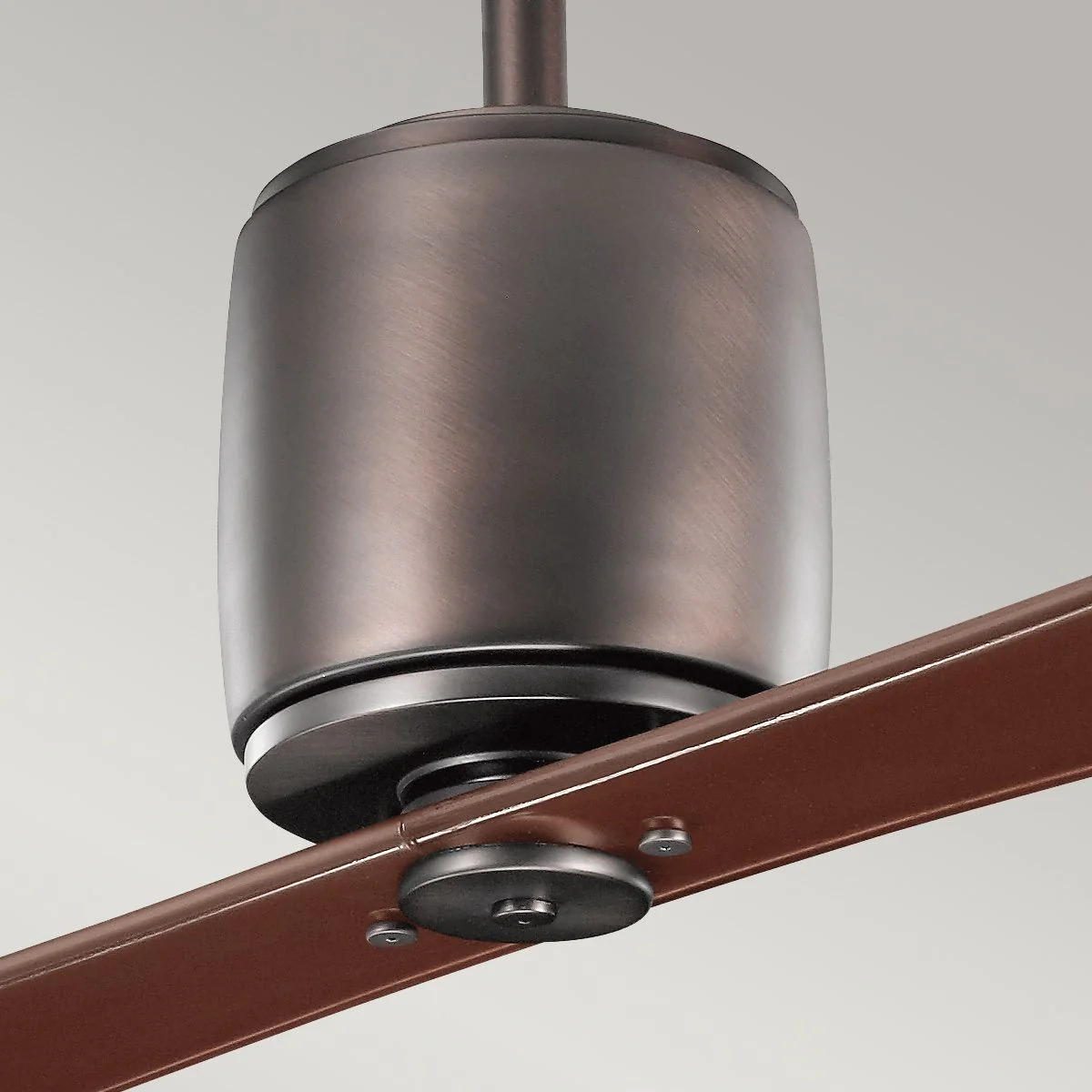 Ferron IP20 - 60in / 152cm Fan - Oil Brushed Bronze or Polished Nickel - Image 5