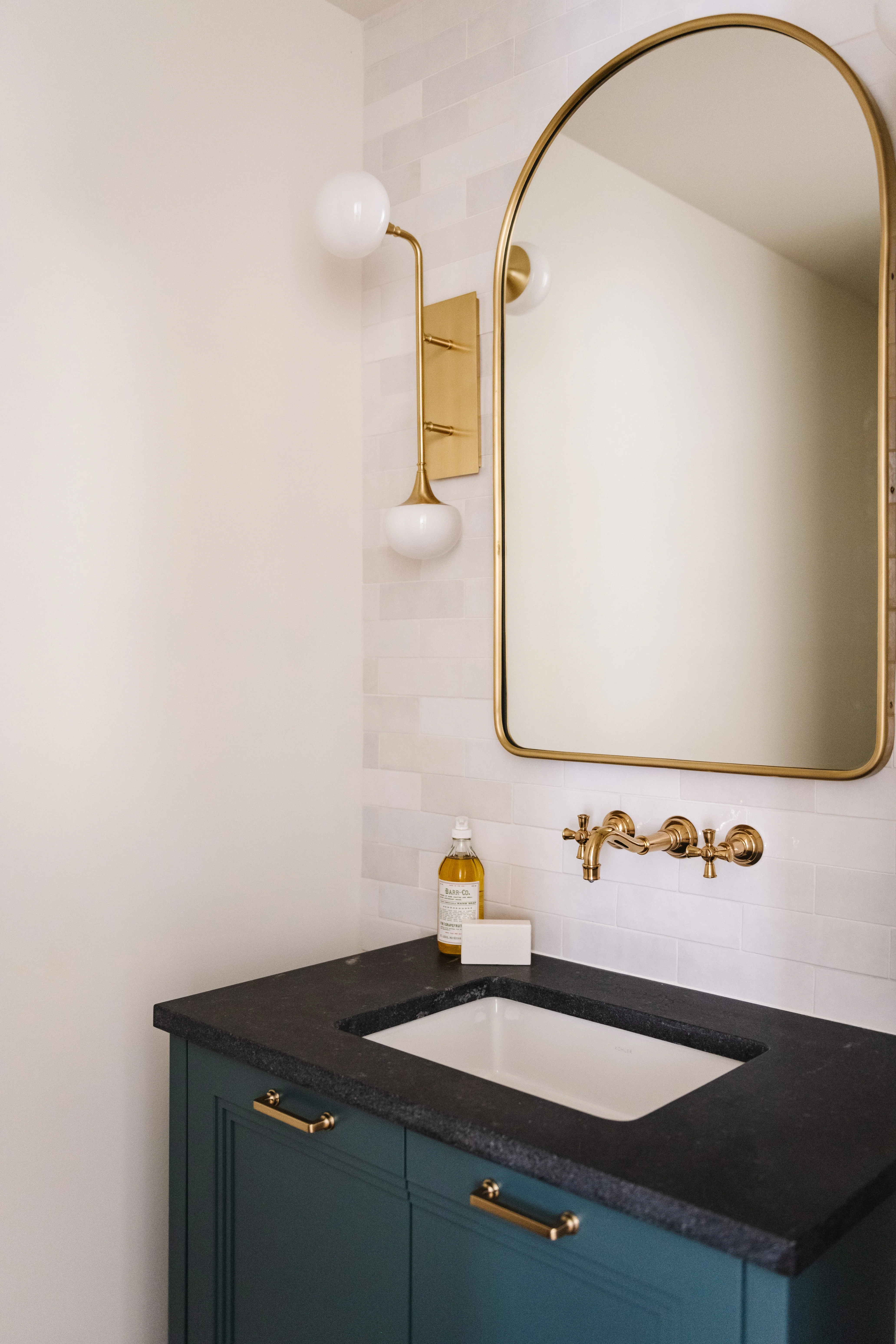 Fleming 2Lt Wall Sconce - Aged Brass - Image 2