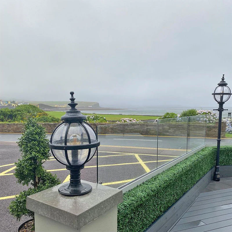 Flemington Small/Large Pier Light - Cast Iron - Image 16