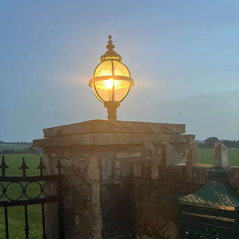 Flemington Small/Large Pier Light - Cast Iron - Image 6
