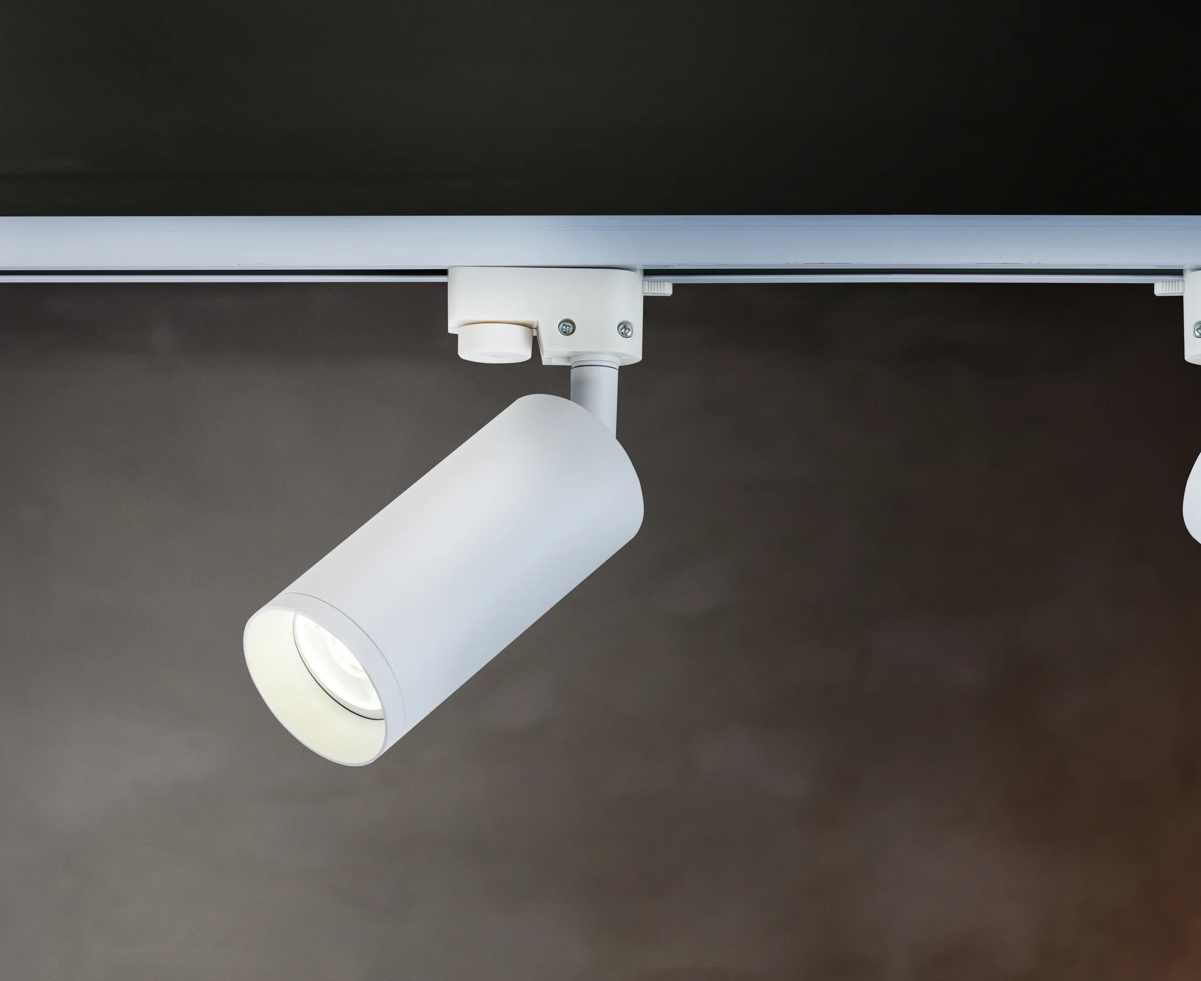 Focus Unity Track Lighting GU10 - Image 2