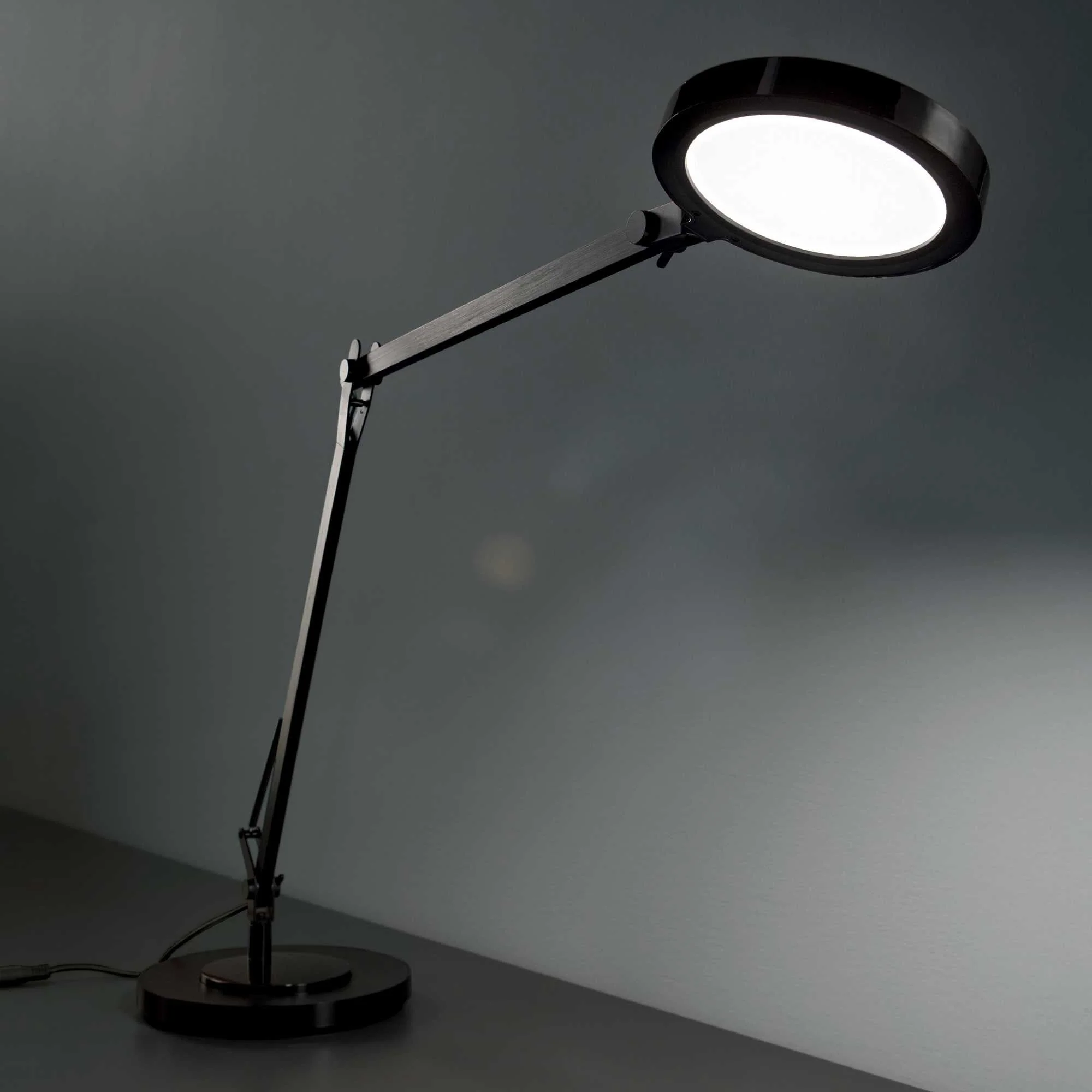 Futura Table Lamp - Aluminum/White/Black Finish - Image 5