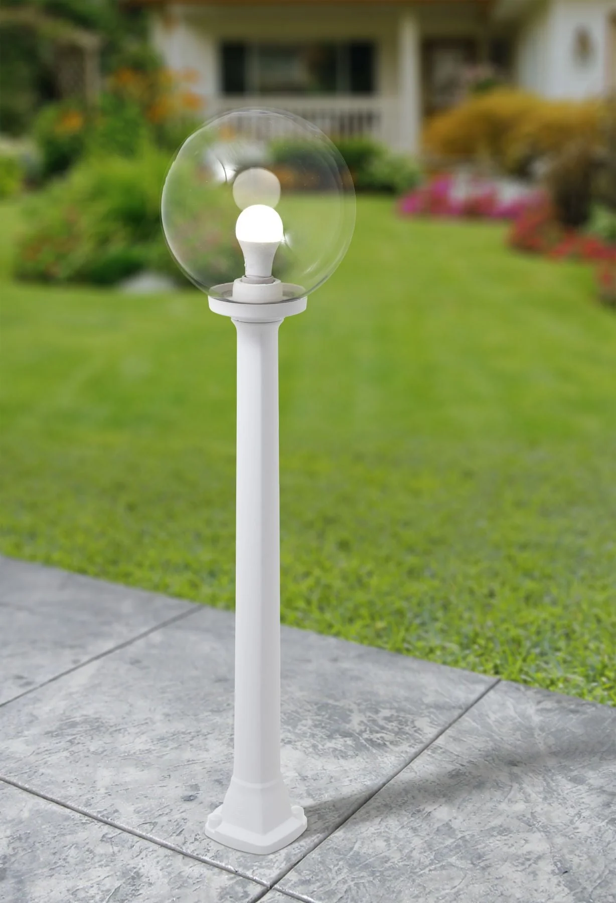 Giaffa G250 Opal/Clear Glass Post Light IP55 - Black/Grey - Image 3