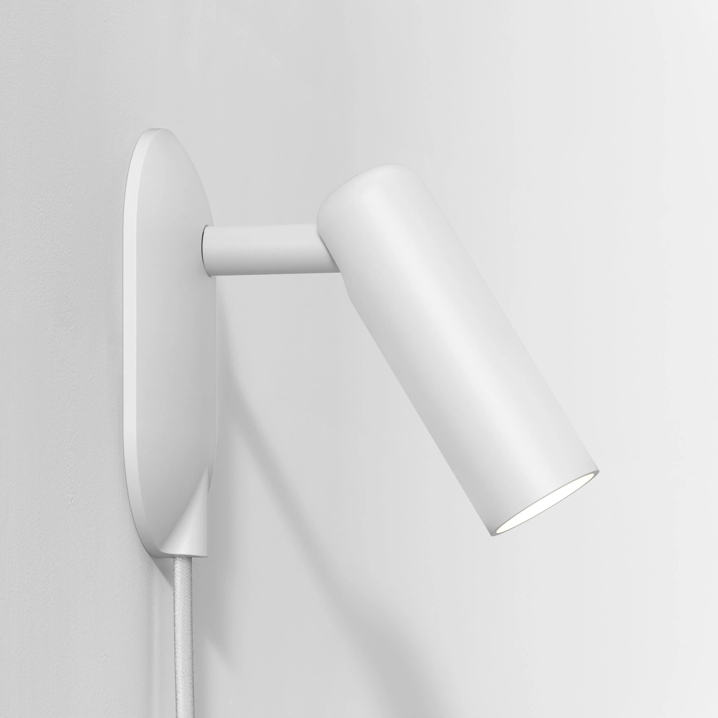 Gio Indoor Reading Light in Matt Black/Matt White GU10 IP20 - Image 10
