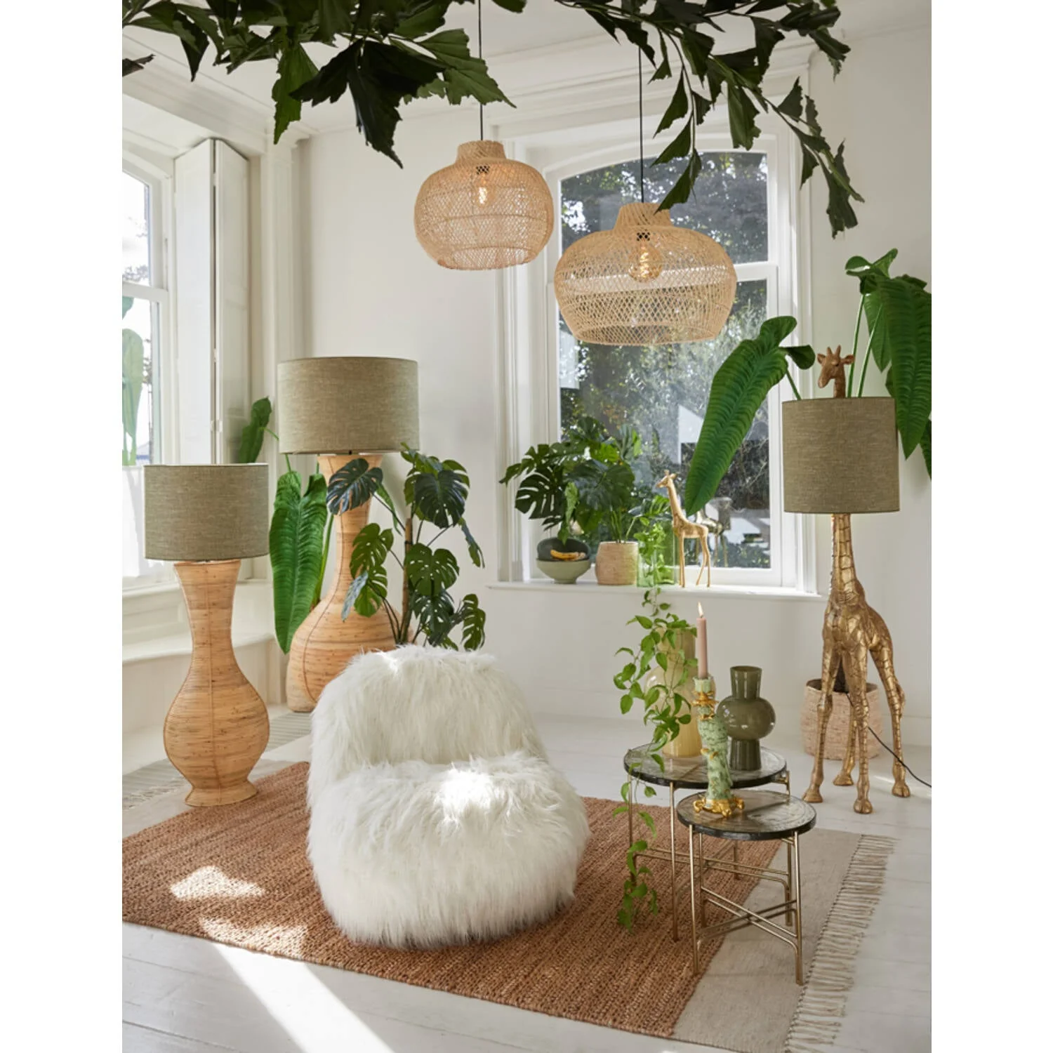 Giraffe Statement Floor Lamp - Bronze/Black - Image 3
