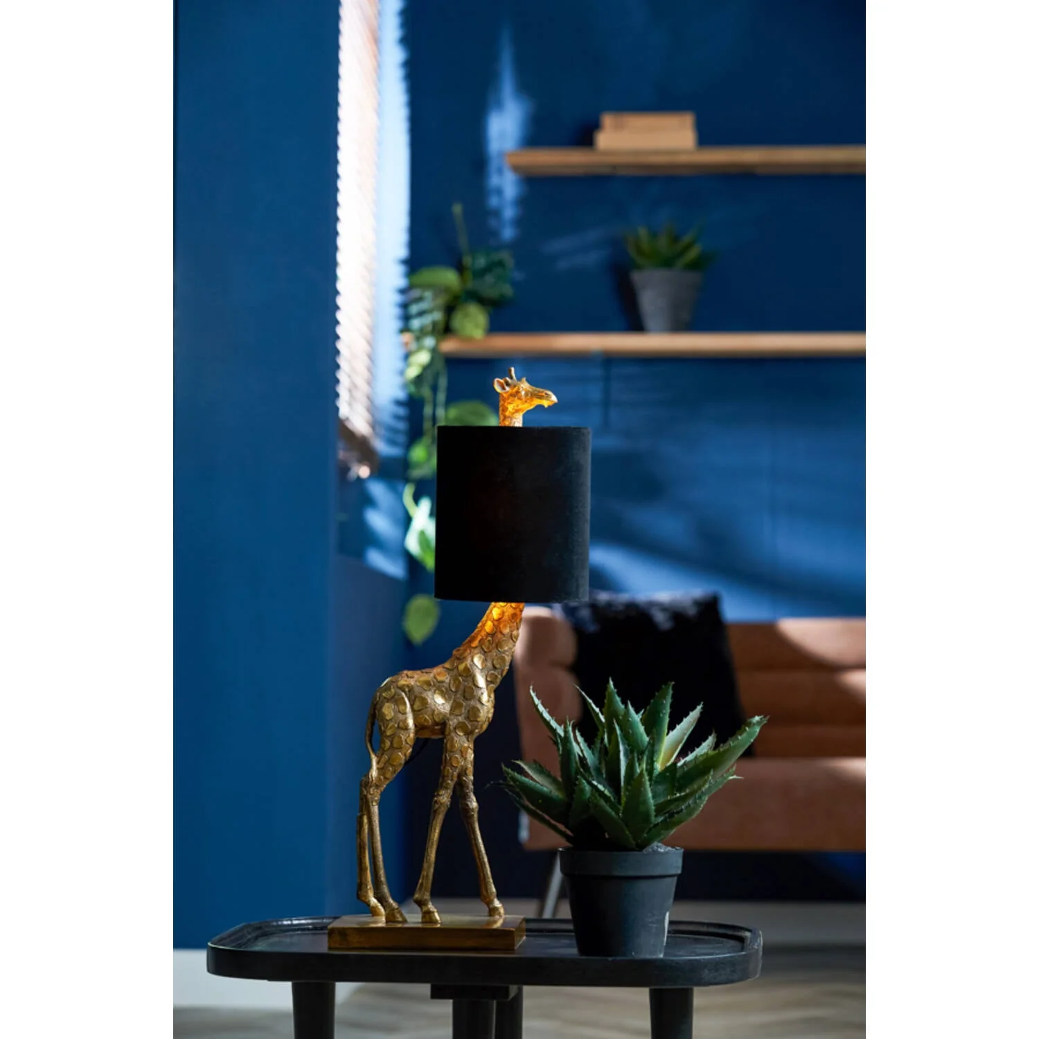 Giraffe Table Lamp - Image 3