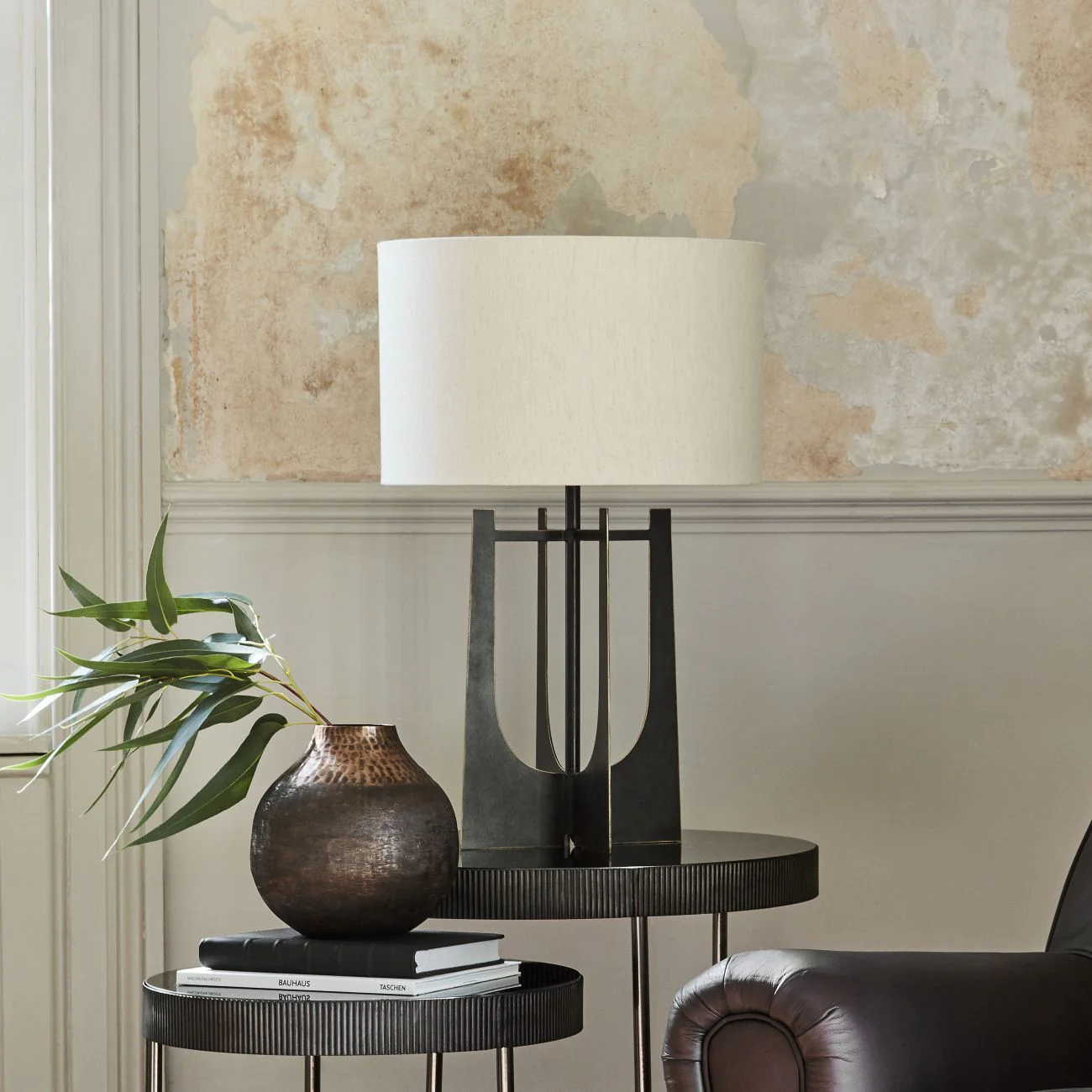 Glenthorpe Hammered Iron Table Lamp - Gilded Oak with Irish Linen Shade - Image 5