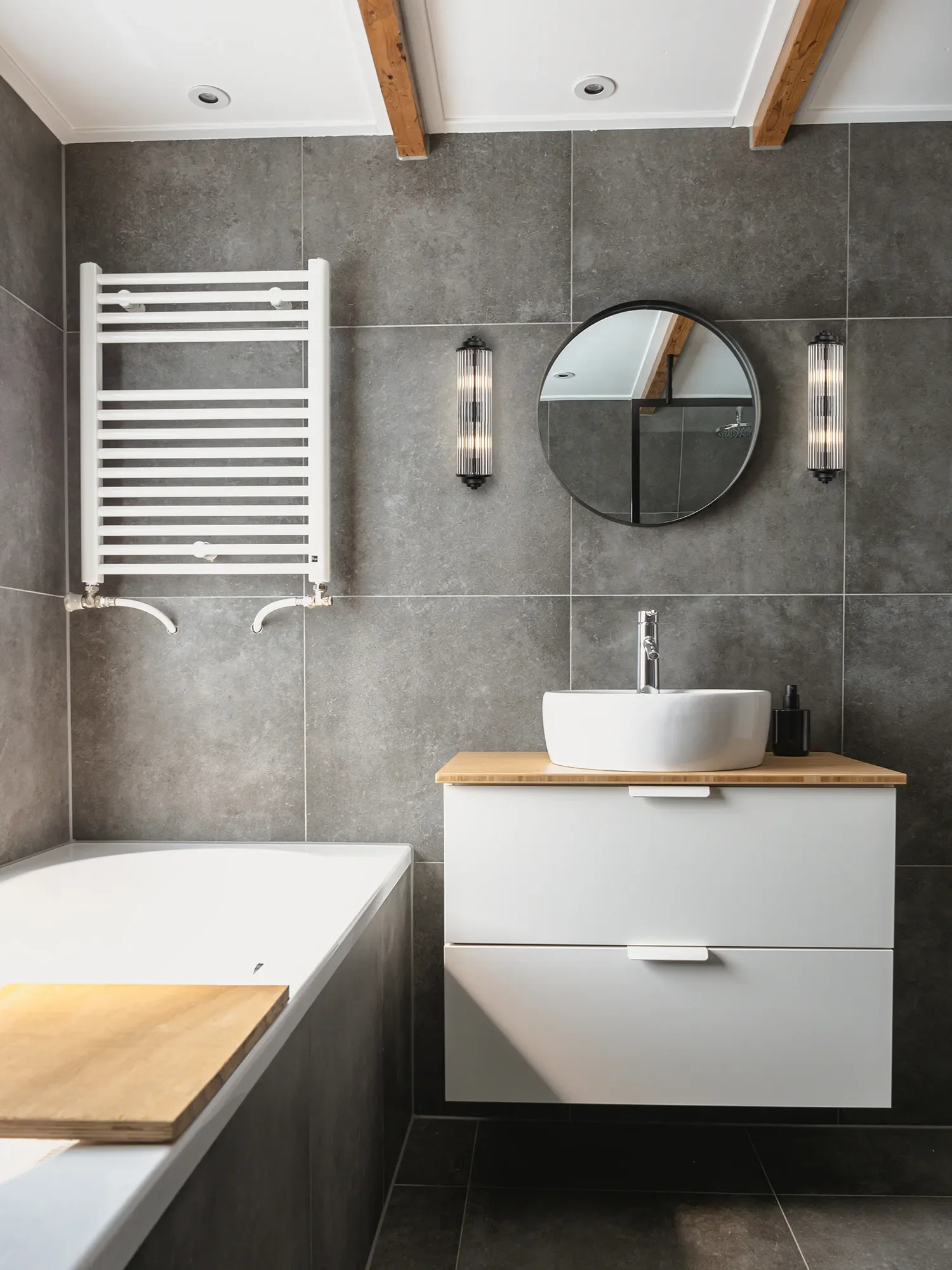 Gwen Small/Large 2Lt Bathroom Wall Flush Light IP44 - Various Colours - Image 12