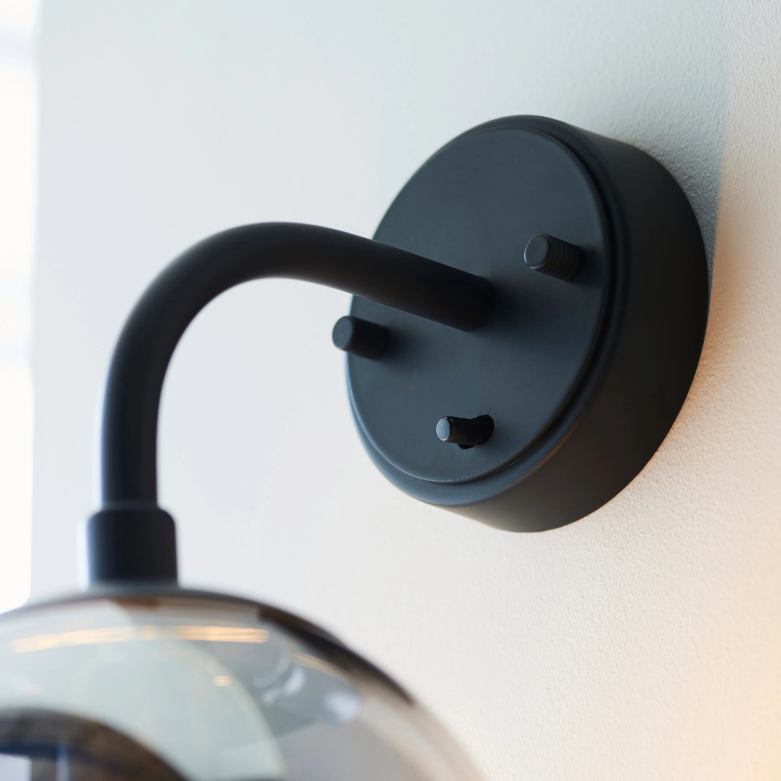 Halbrooke 1Lt Wall Light - Various Finishes - Image 8