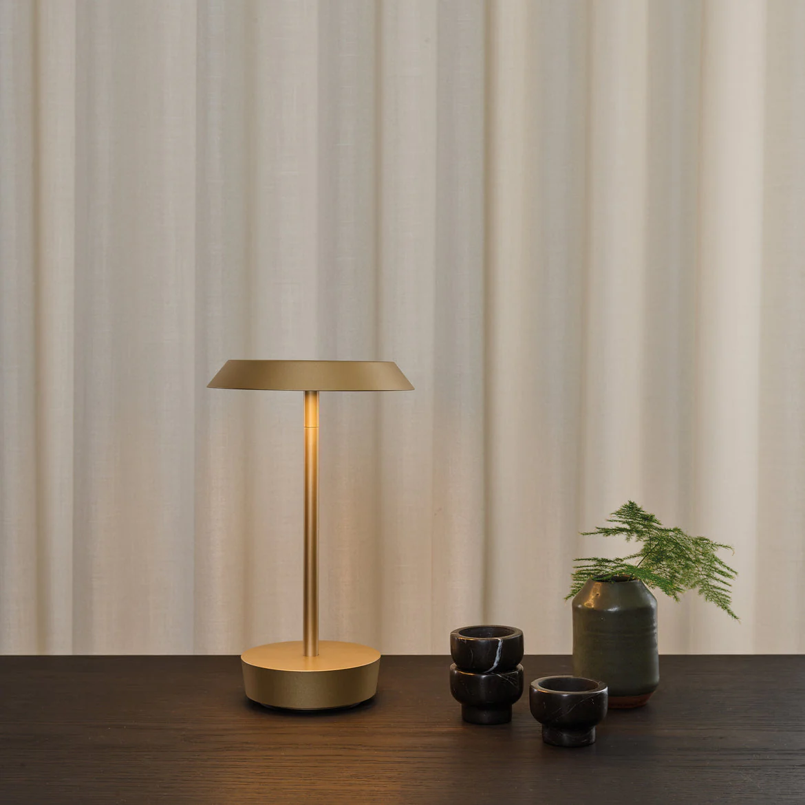 Halo Portable USB-C Chargeable Desk Light IP20 - Bronze, Black, White - Image 4