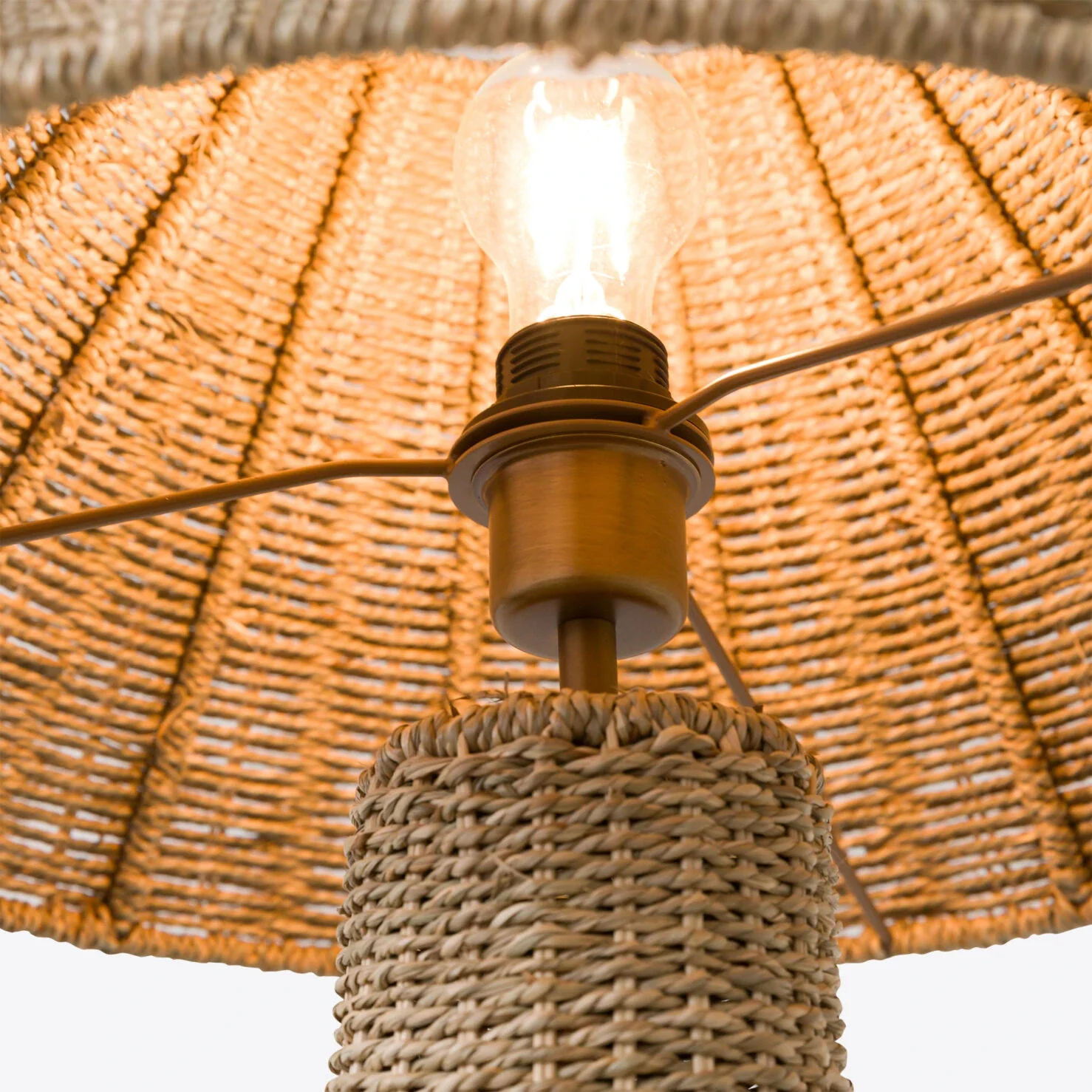 Hanoi Seagrass Table Lamp - Image 9