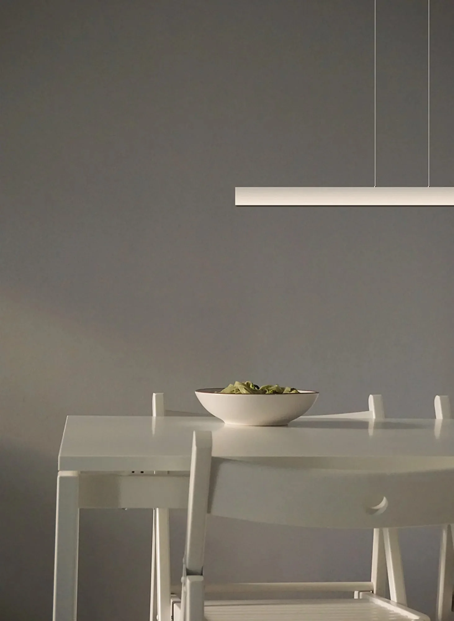 Hanok 3000/4000K LED Linear Pendant - Black/White - Image 3
