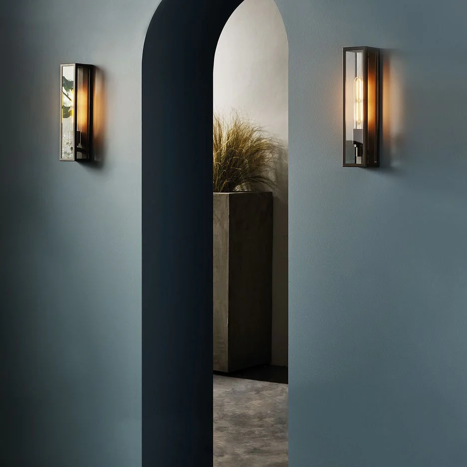 Harvard Wall IP44 - Natural Brass/Textured Black - Image 4