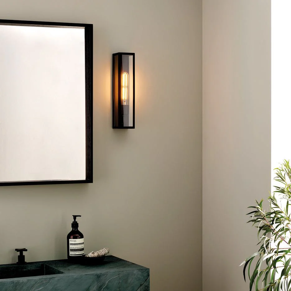 Harvard Wall IP44 - Natural Brass/Textured Black - Image 8