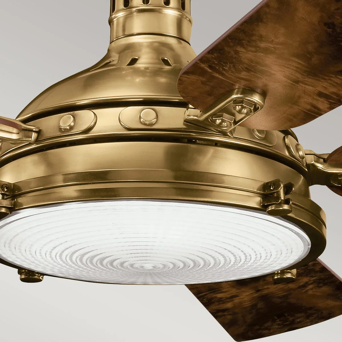 Hatteras Bay IP20 - 56in / 142cm Fan - Burnished Antique Brass - Image 3