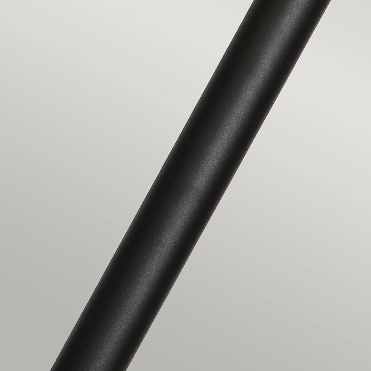Helsingor Large/Medium Post – Black/Silver Finish - Image 3