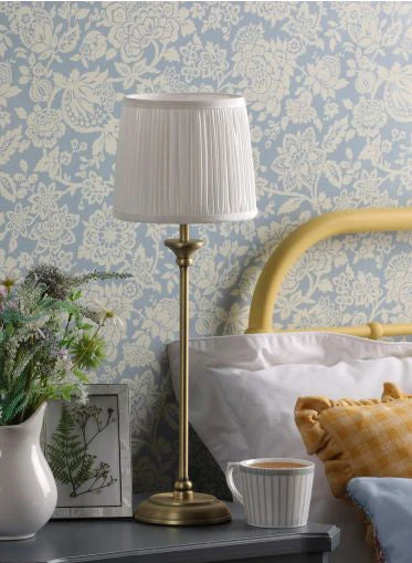 Hemsley Touch Table Lamp Antique Brass With Shade - Image 3