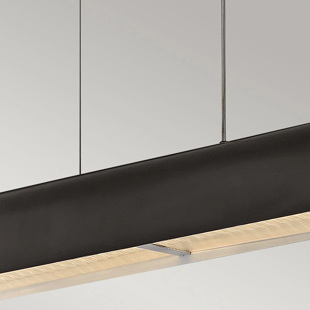 Hinkley Arco Linear LED pendant - Heritage Brass/ Black - Image 6