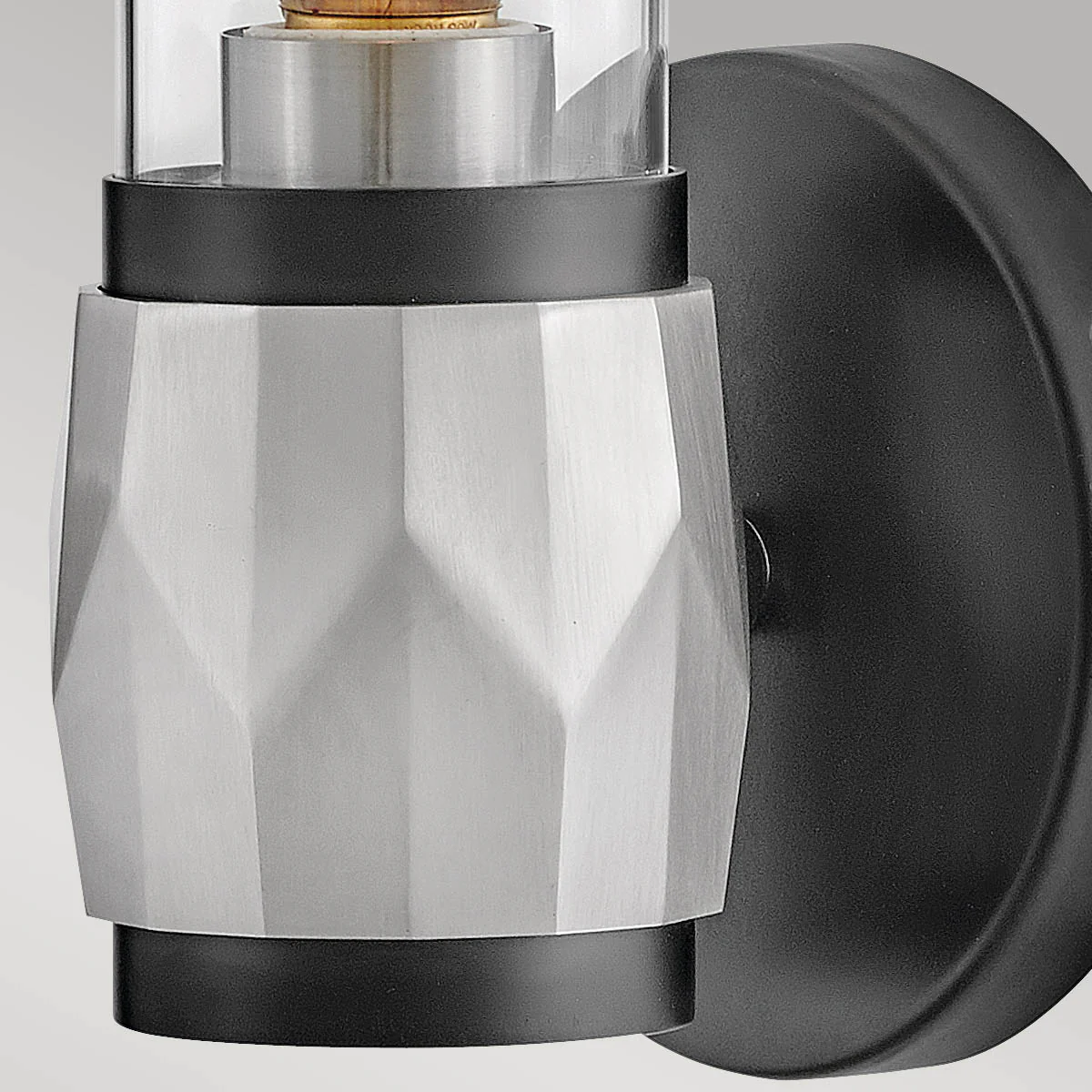 Hinkley Ellison 1 lt Wall Light - IP44 E27 - Image 6