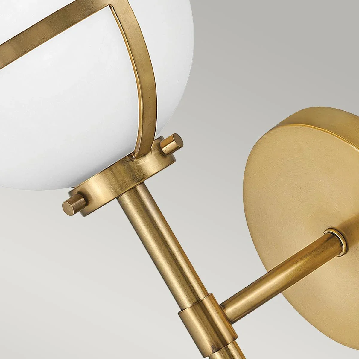 Hollis Single Light Wall Light IP44 - Heritage Brass/Black/Brass - Image 3