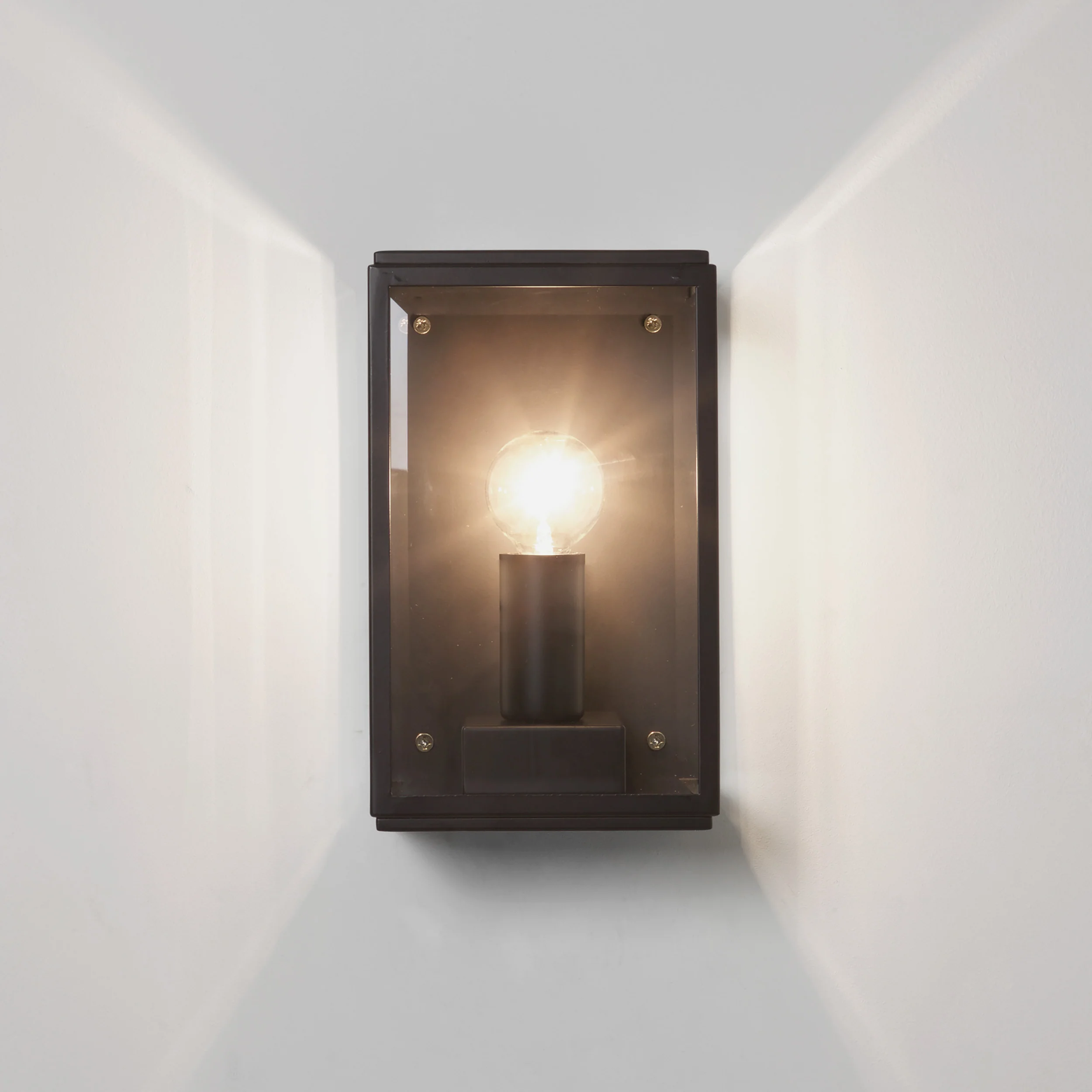 Homefield 130 Outdoor Wall Light E14 - Image 4