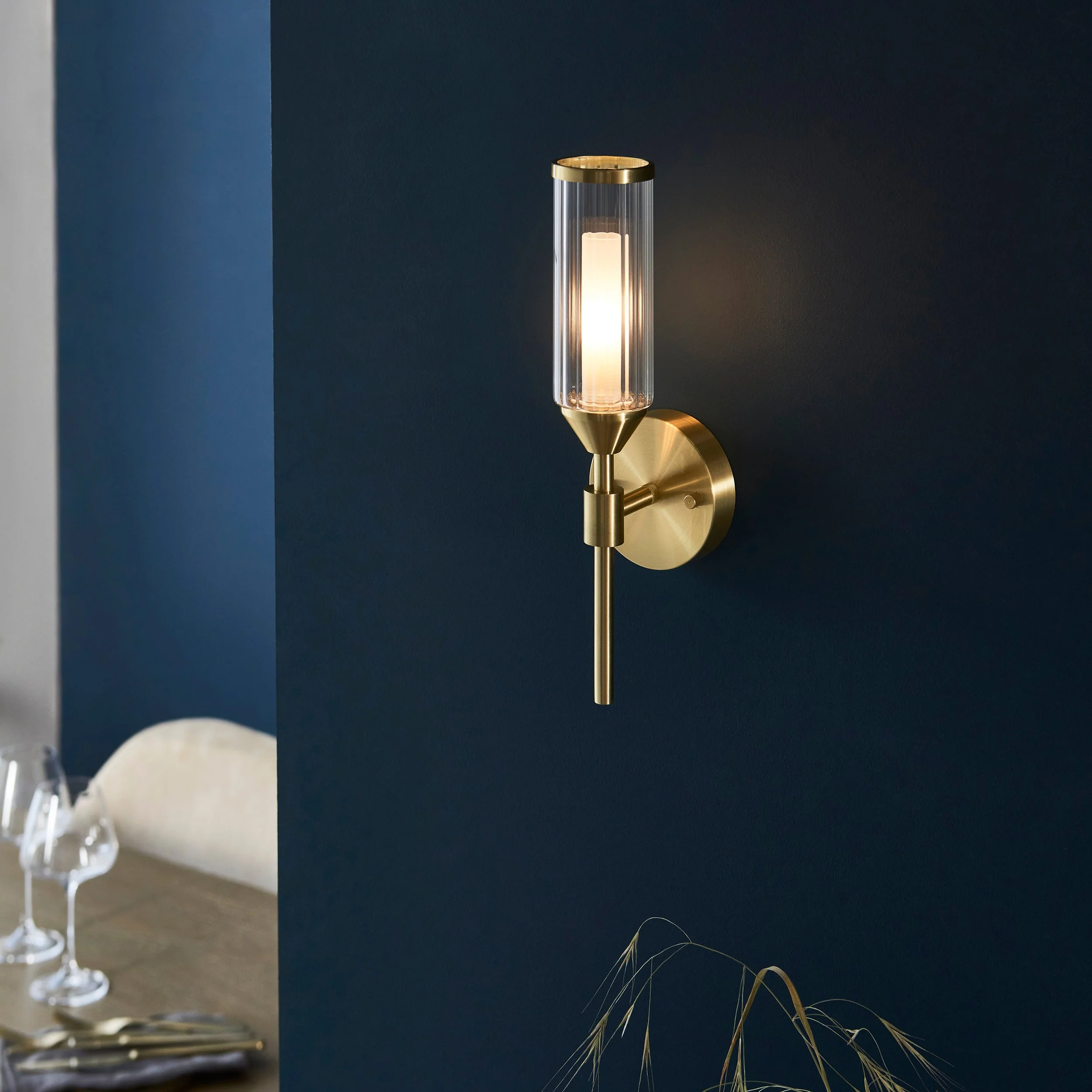 Hourglass Single Wall Light - Satin Brass - Image 4