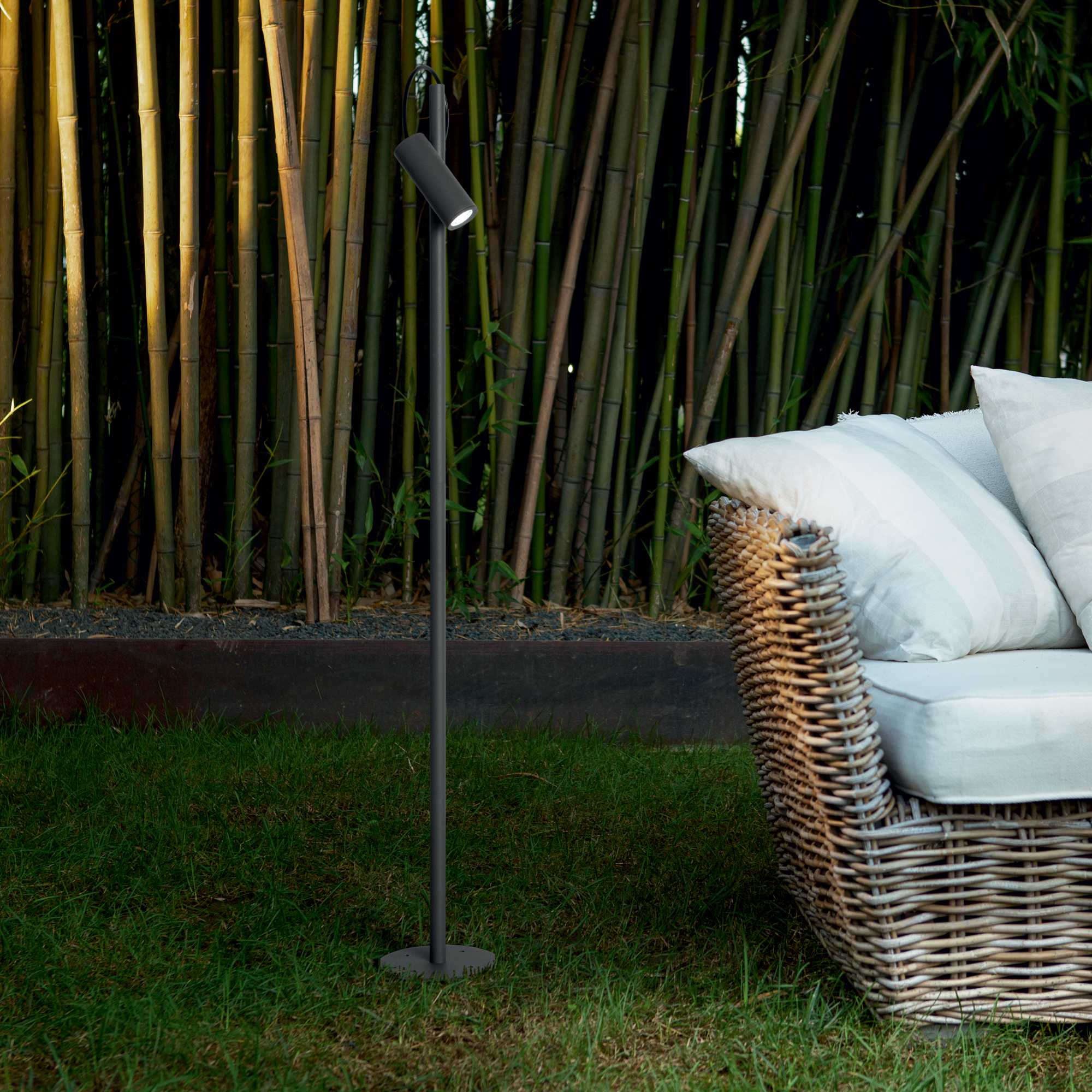 Hub Floor Lamp Medium/Large - Anthracite Finish - Image 3