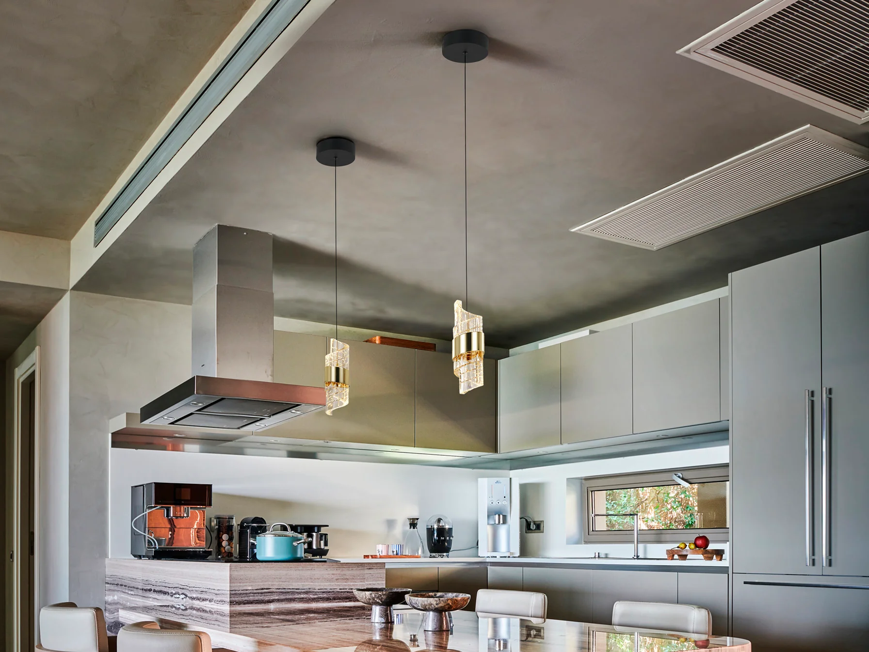 Iliada Single Pendant Light-  Black-Gold - Image 3