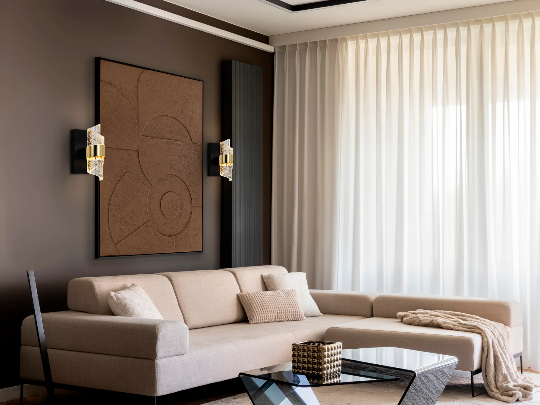 Iliada  Wall Lamp-  Black-Gold Finish - Image 3