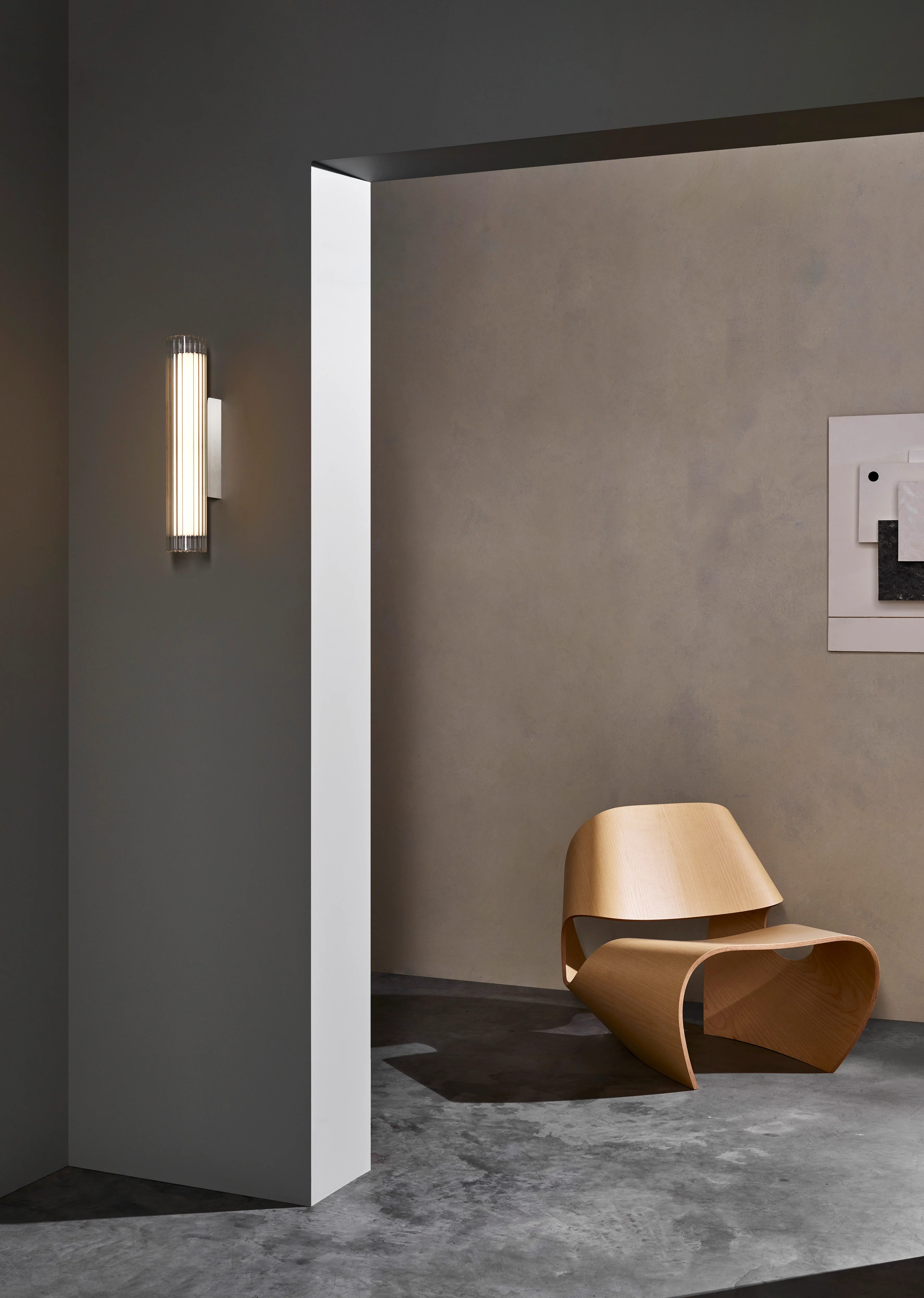 io 420/665 Bathroom Light- Various Colors - Image 5