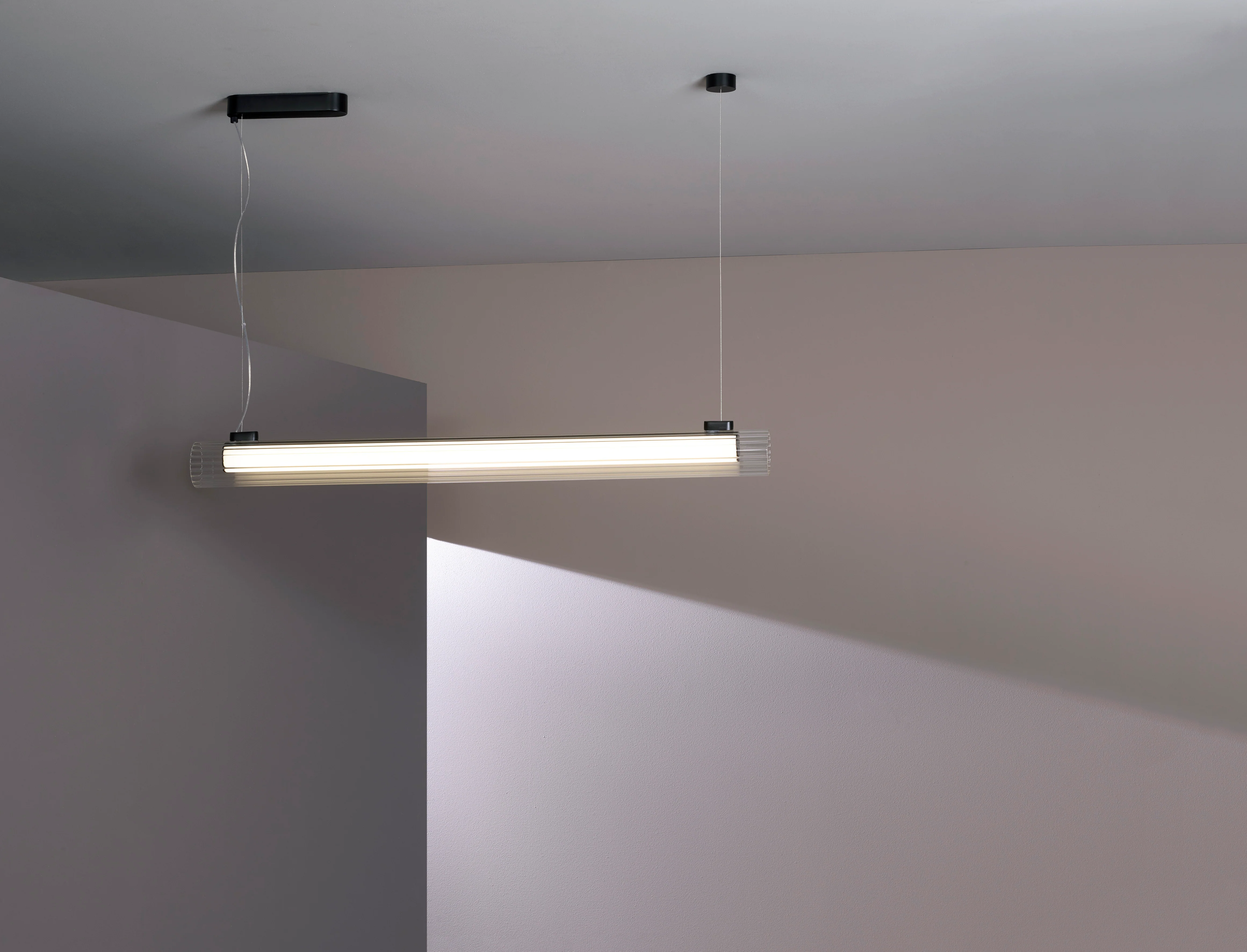 io Pendant 1000- Polished Chrome/ Black - Image 14