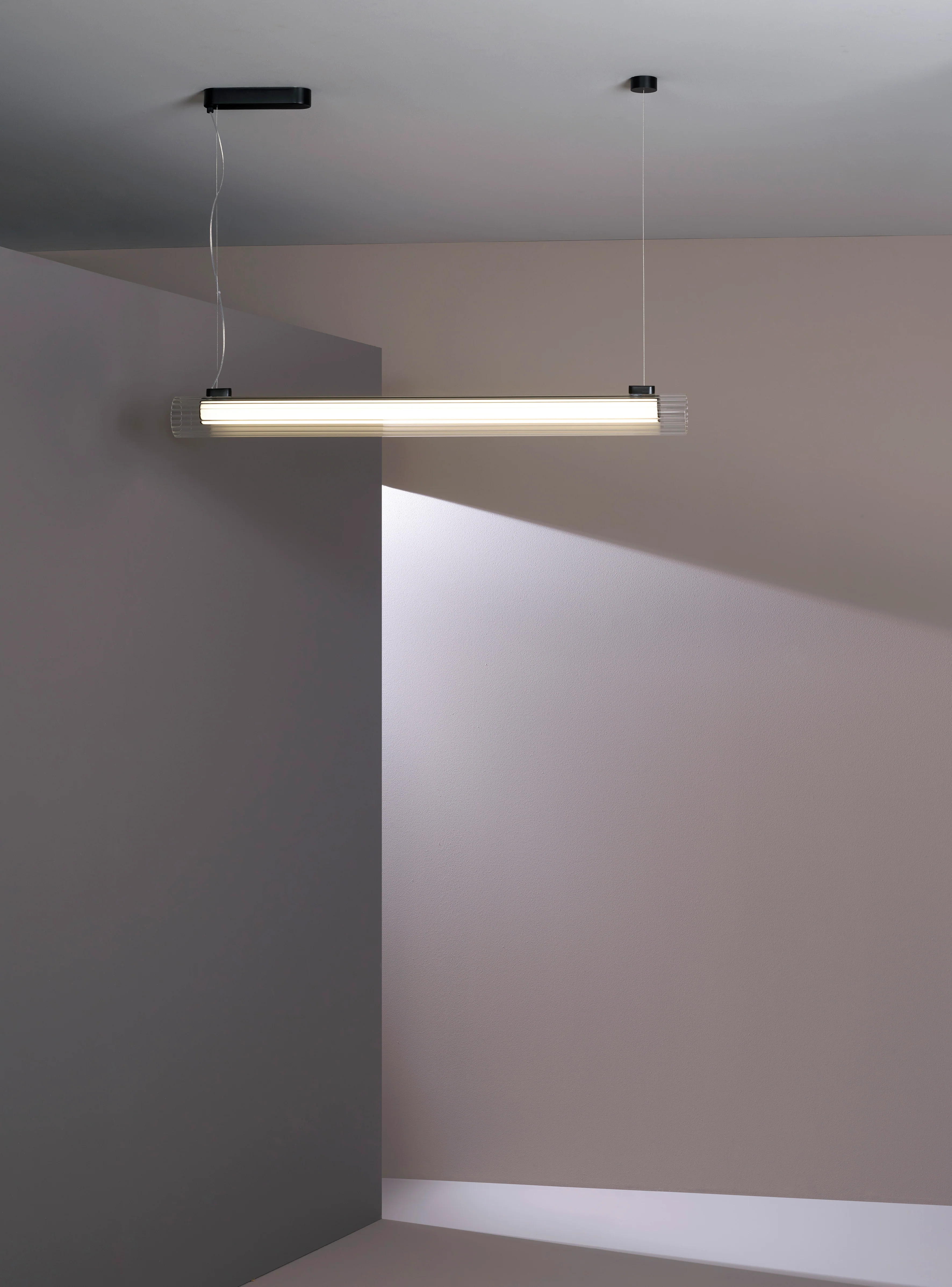 io Pendant 1000- Polished Chrome/ Black - Image 19