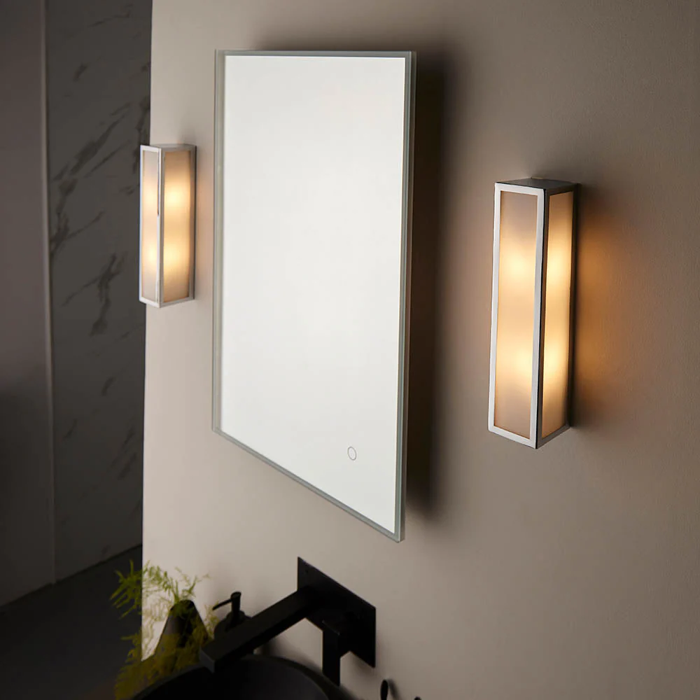 Ithaca 1/2Lt Bathroom Wall Light IP44 - Frosted/Ribbed - Image 4