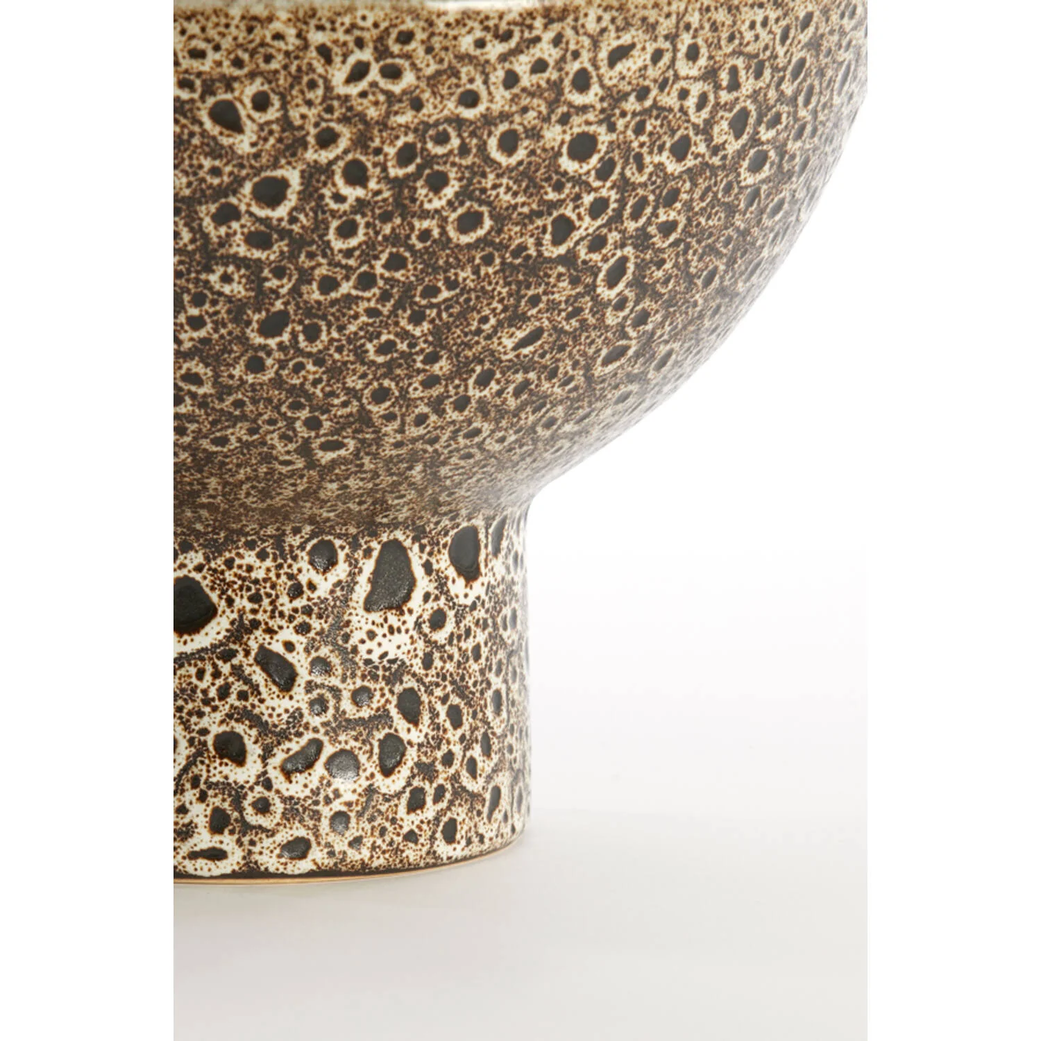 Kavala Dish on Base- Ceramics Cream+Black - Image 4