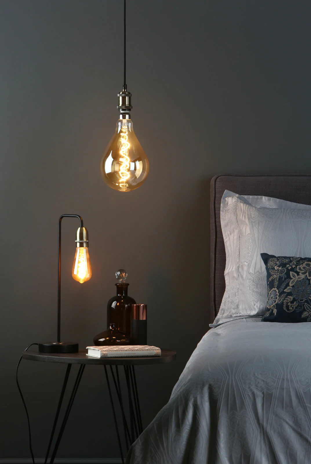 Kiefer Table Lamp Black & Antique Brass/Satin Chrome E27 - Image 2