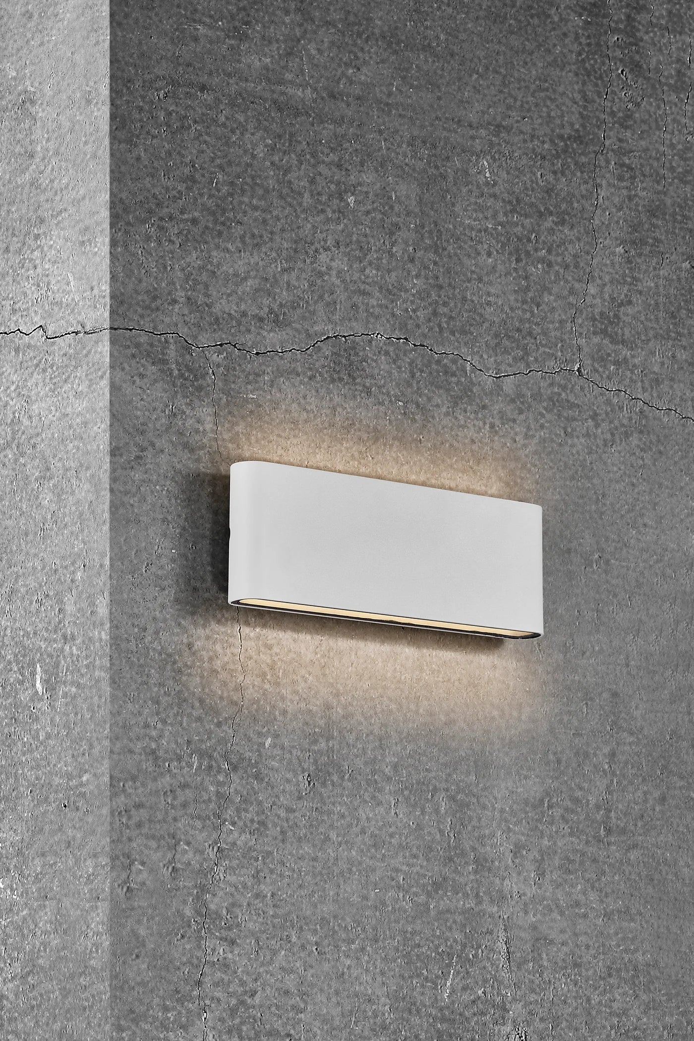 Kinver Wall Light- Black/ White - Image 17
