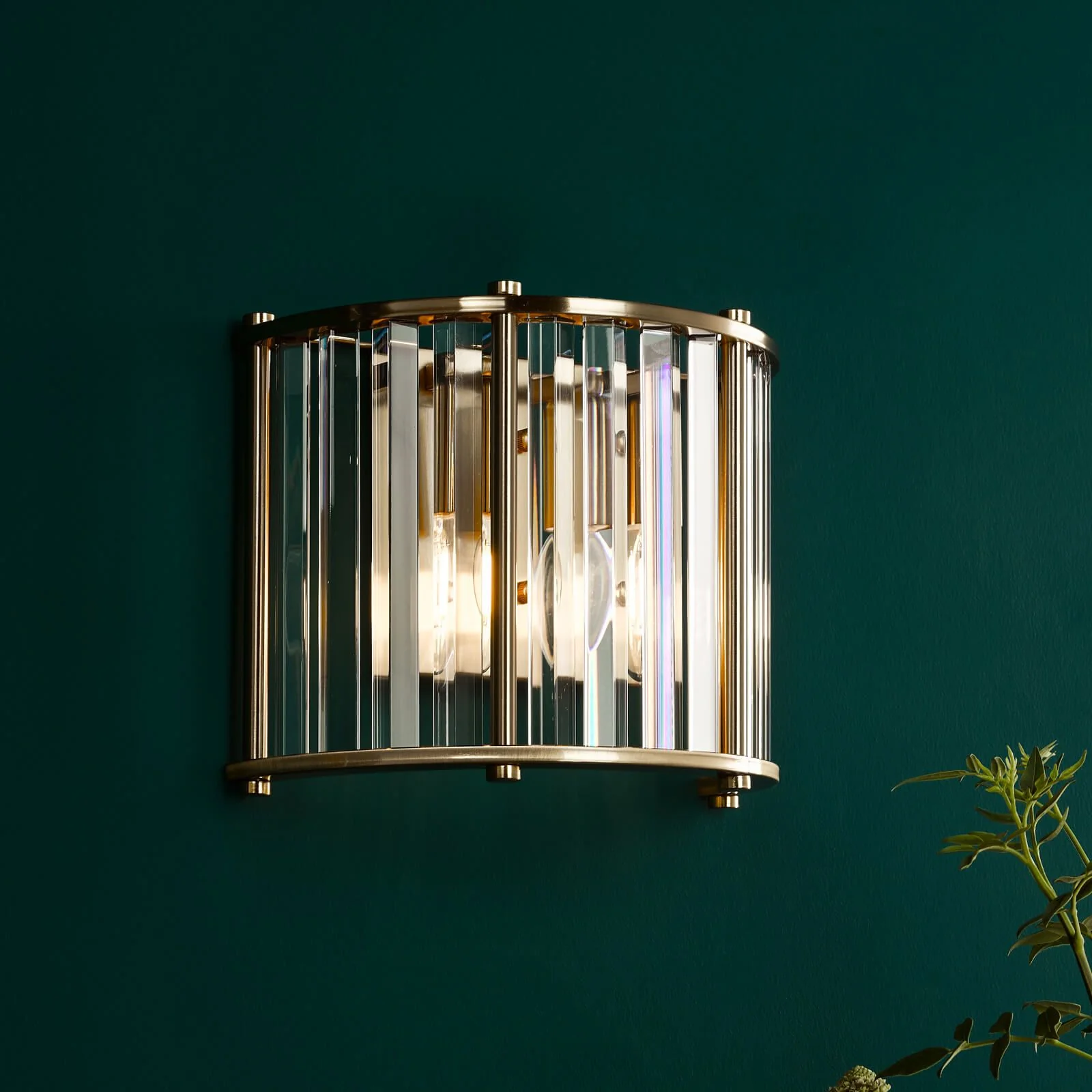 Kiran 2Lt Crystal Wall Light - Natural Brass / Satin Black - Image 5