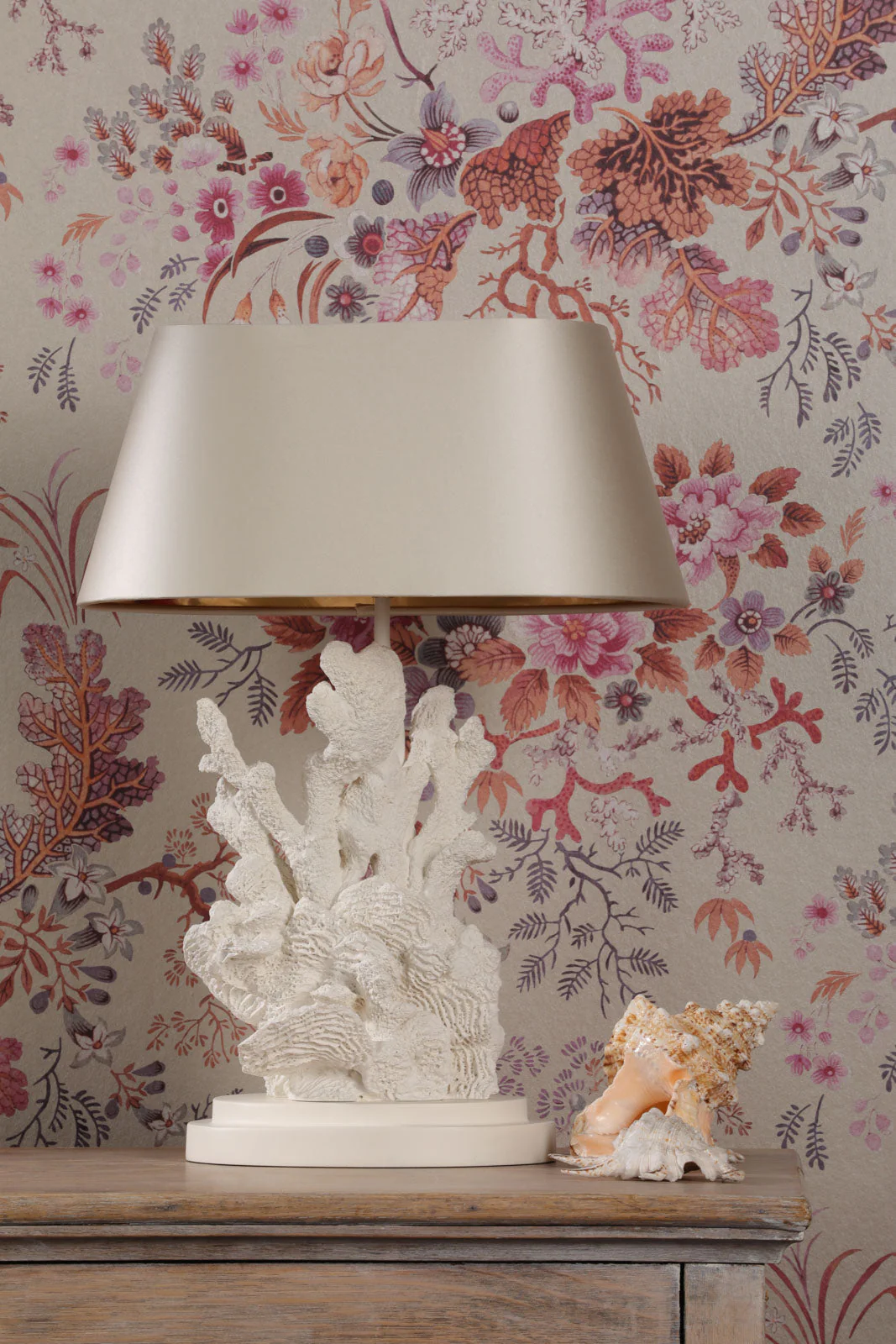 Korallion Table Lamp In Chalk White/Gold And Black Base Only E27 - Image 14