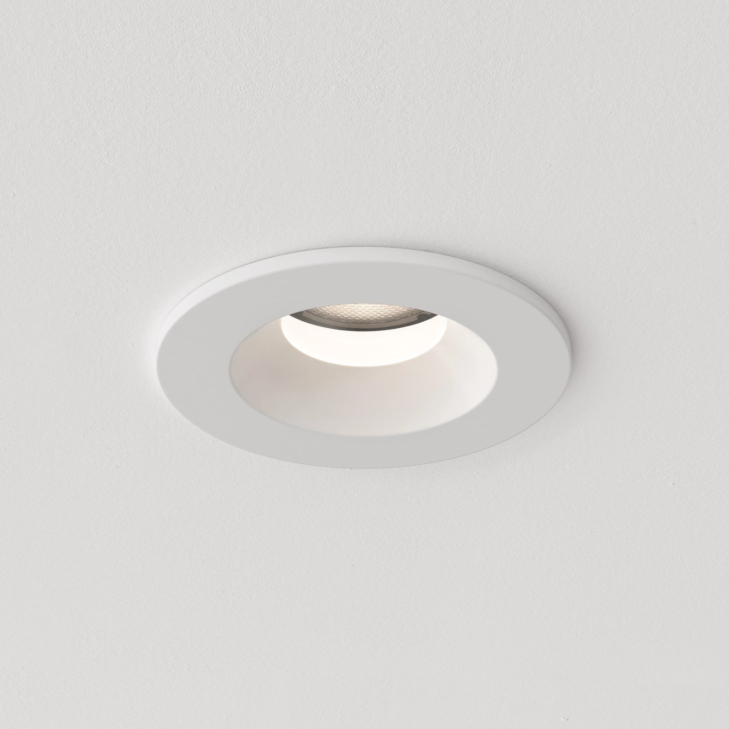 Kos Recessed Outdoor Ceiling Light in Matt White/Textured Black GU10 IP65 - Image 3