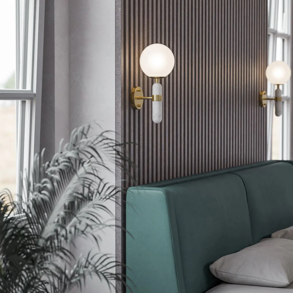 La Spezia Brass/Black-Finish Single Wall light - Image 3