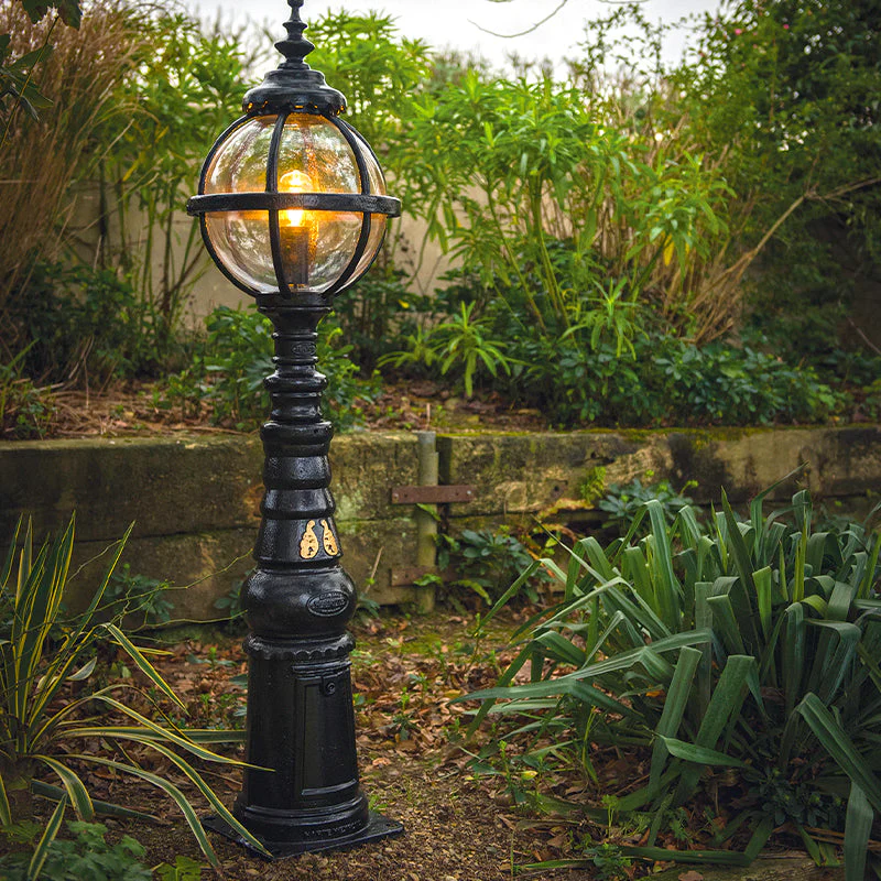 Laburnum 1Lt Bollard - Cast Iron - Image 9