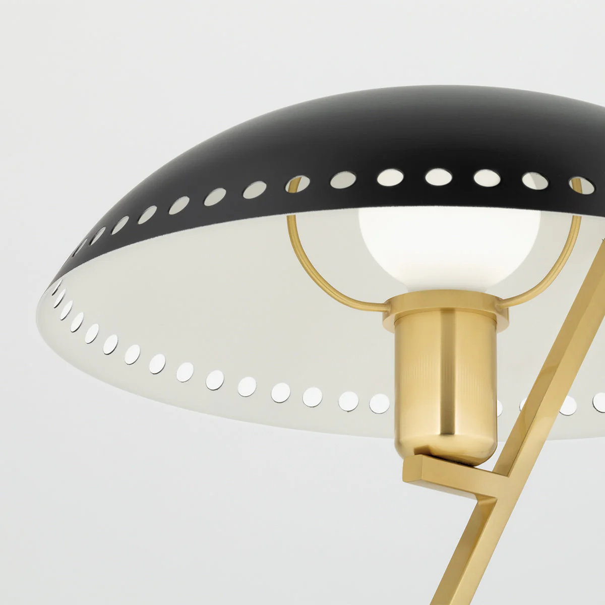 Landis 1Lt Table Lamp - Brass & Black - Image 4