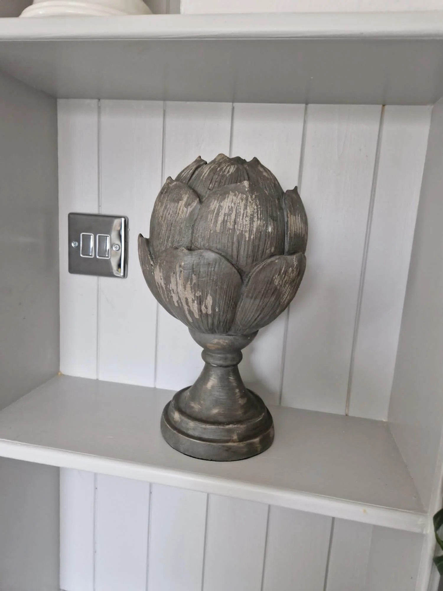 Large Artichoke Decoration - Image 3