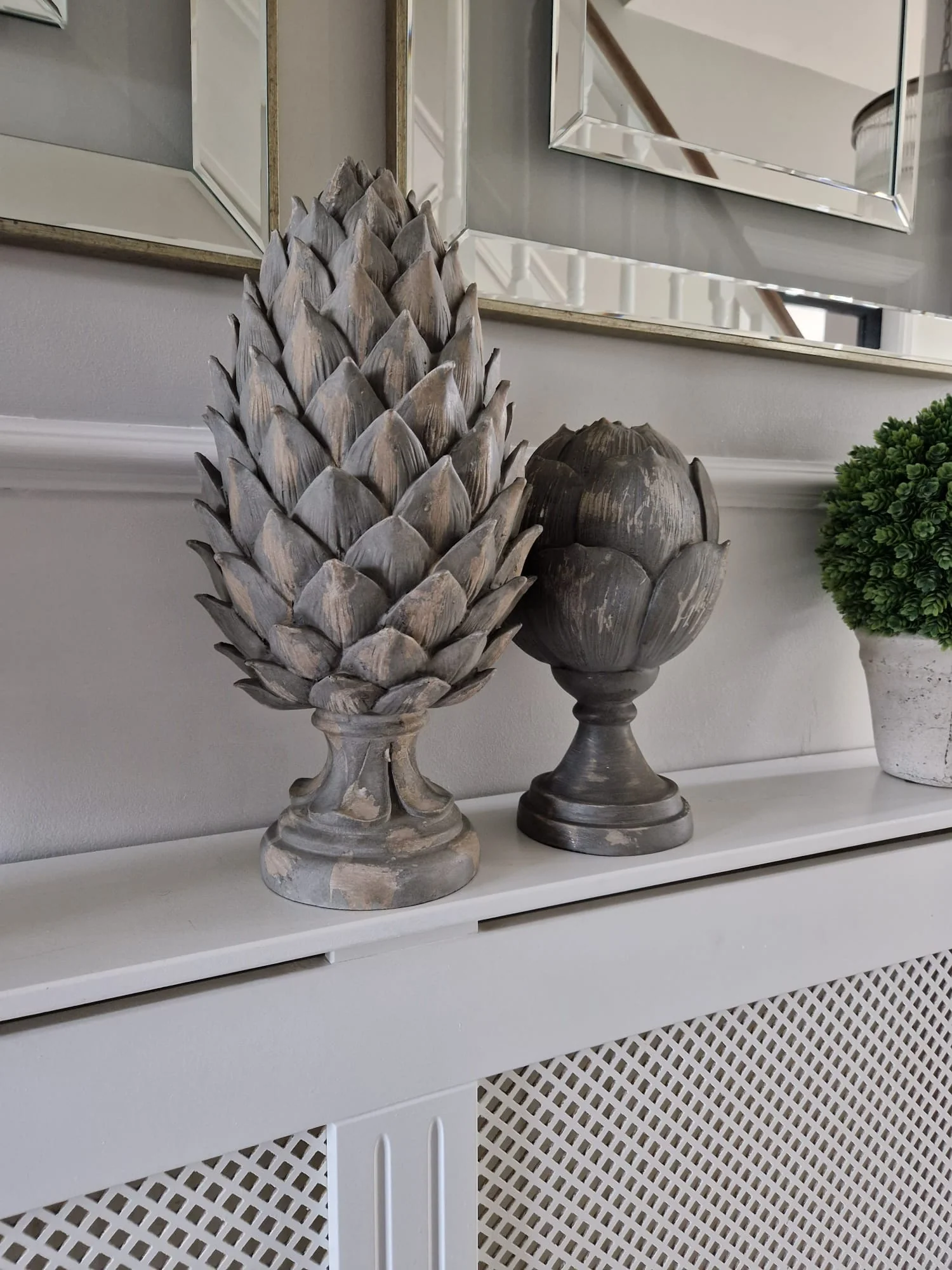 Large Artichoke Decoration - Image 4