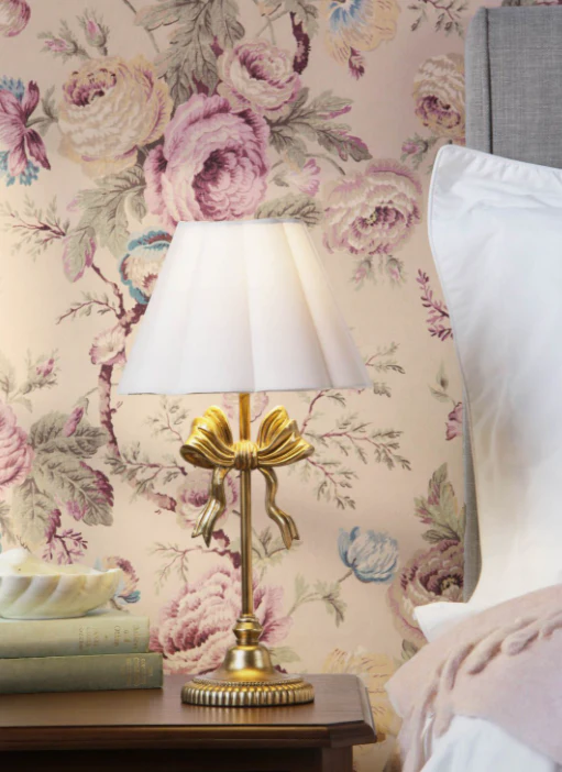 Larkfield Table Lamp Antique Gold With Shade - Image 4