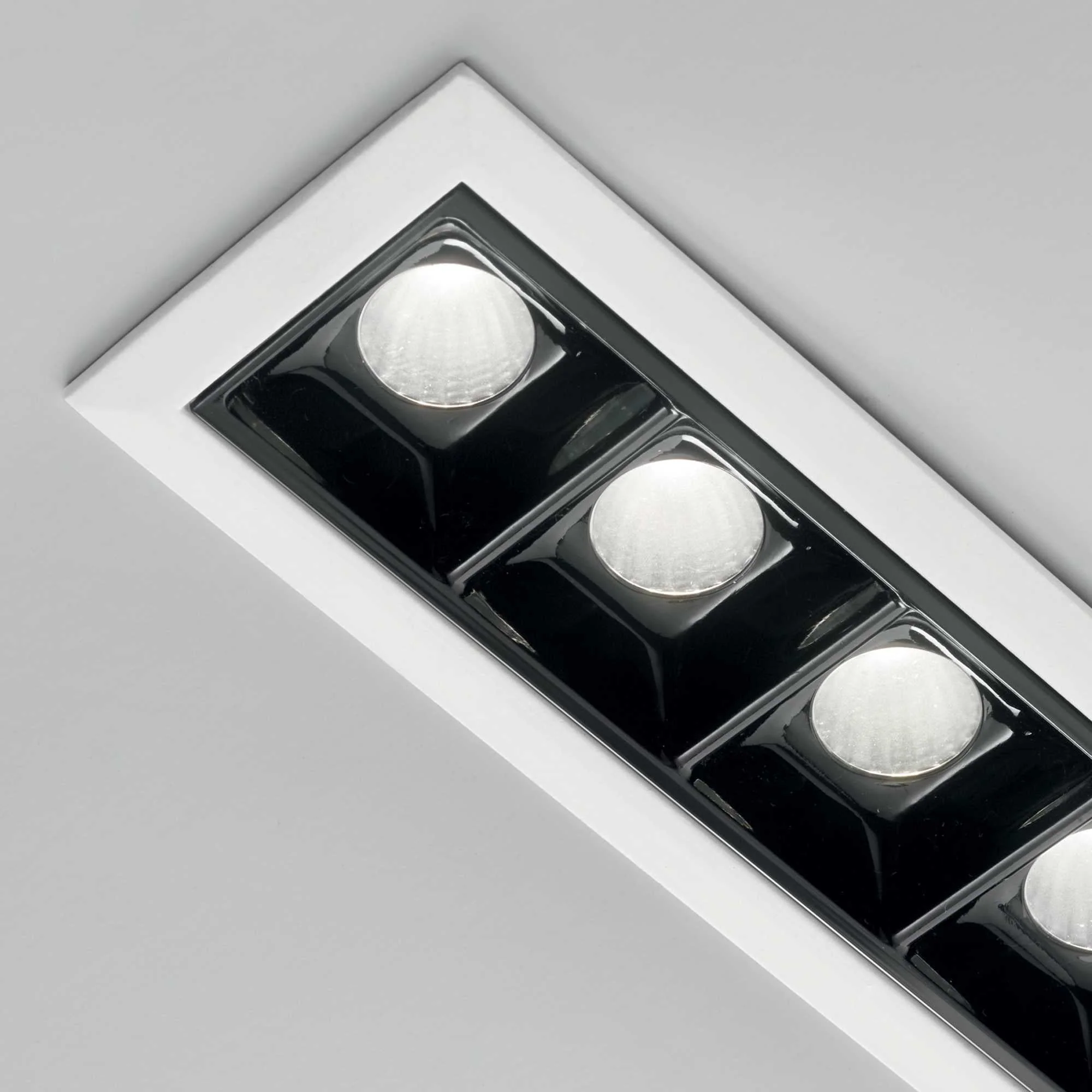 Lika Recessed Light - White Finish - Image 14