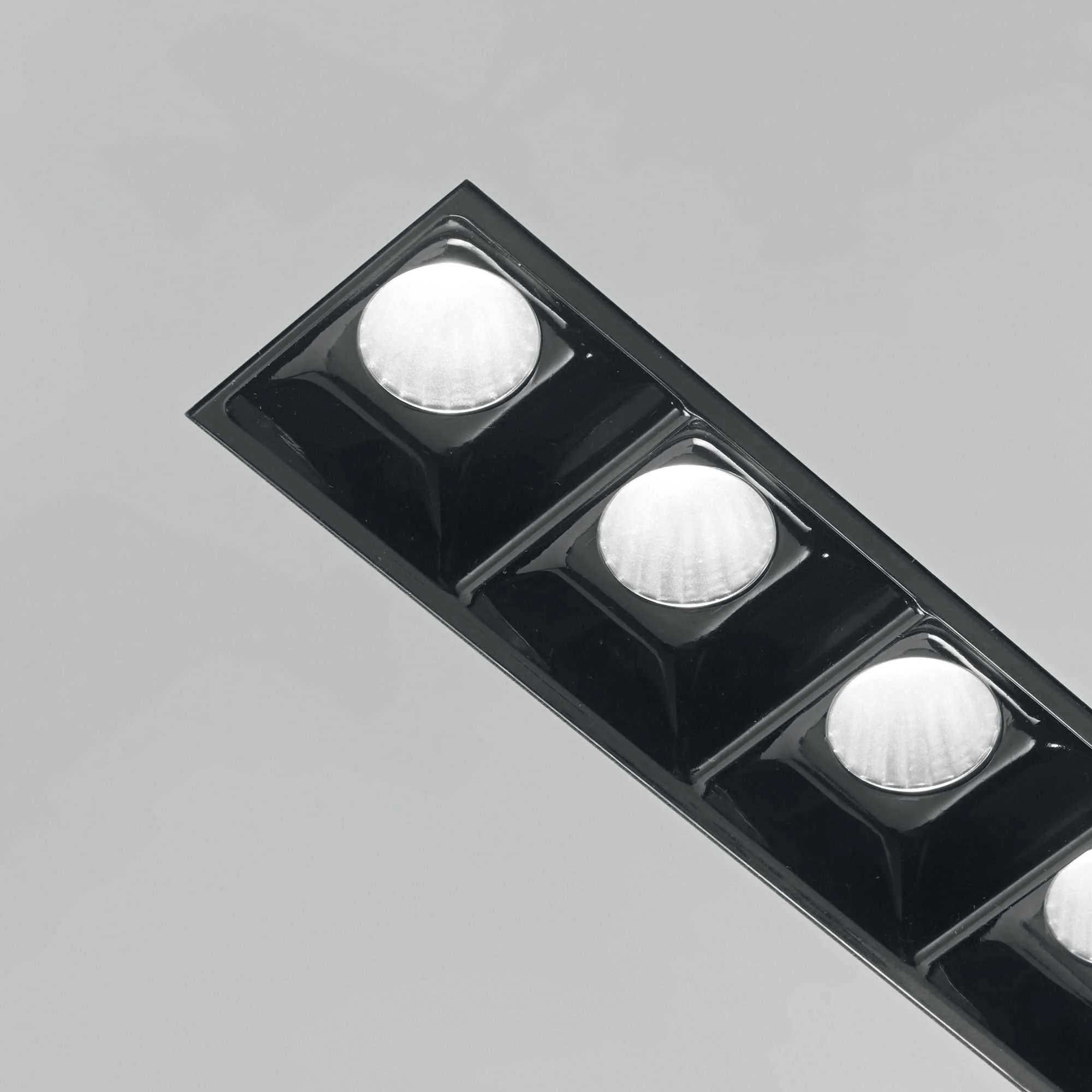 Lika Recessed Light - White Finish - Image 16