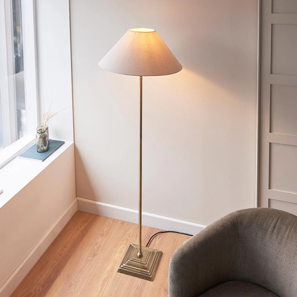 Lille Floor Lamp- Black/ Brass Base Finishes - Image 8
